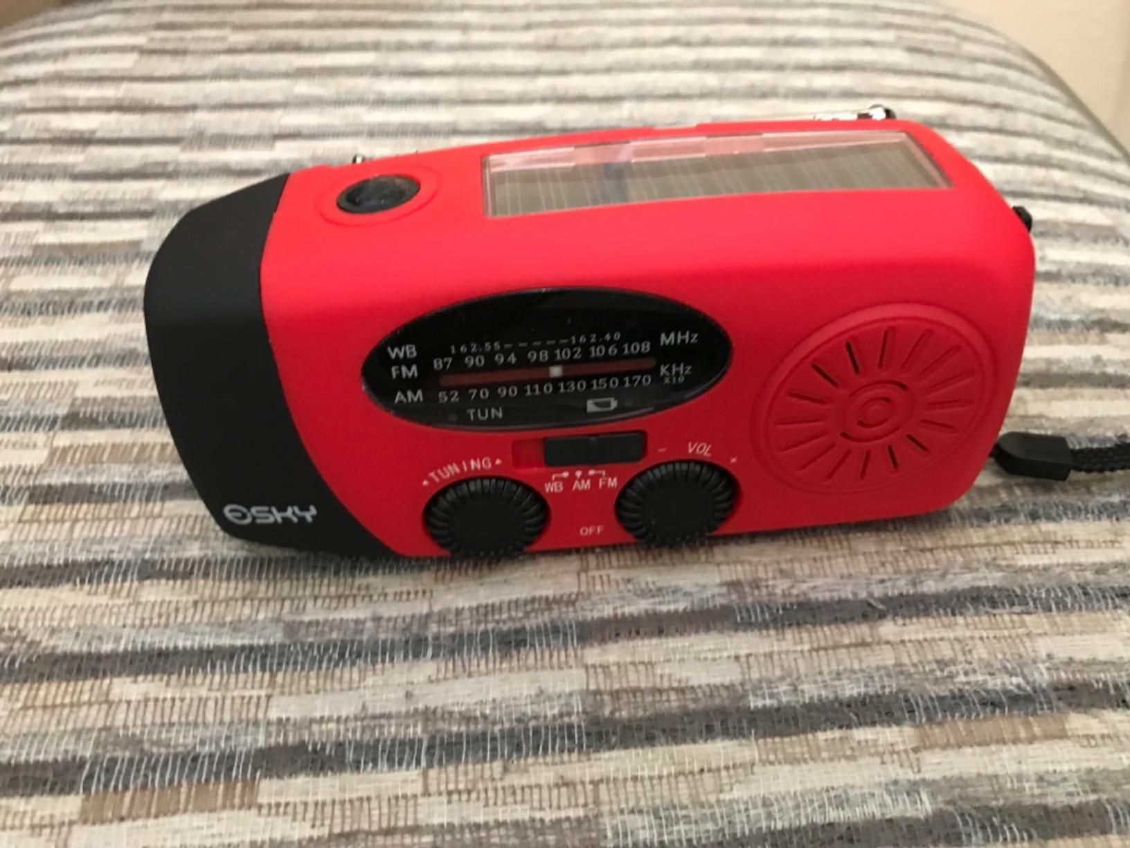Esky Emergency Hand Crank Radio 7400mWh with 3 LED Flashlight, AM/FM/NOAA Portable Weather Radio with Built-in 2000mAh Battery, Solar Powered Radio for Indoor Outdoor Survival Camping, SOS Alarm customer photo 1