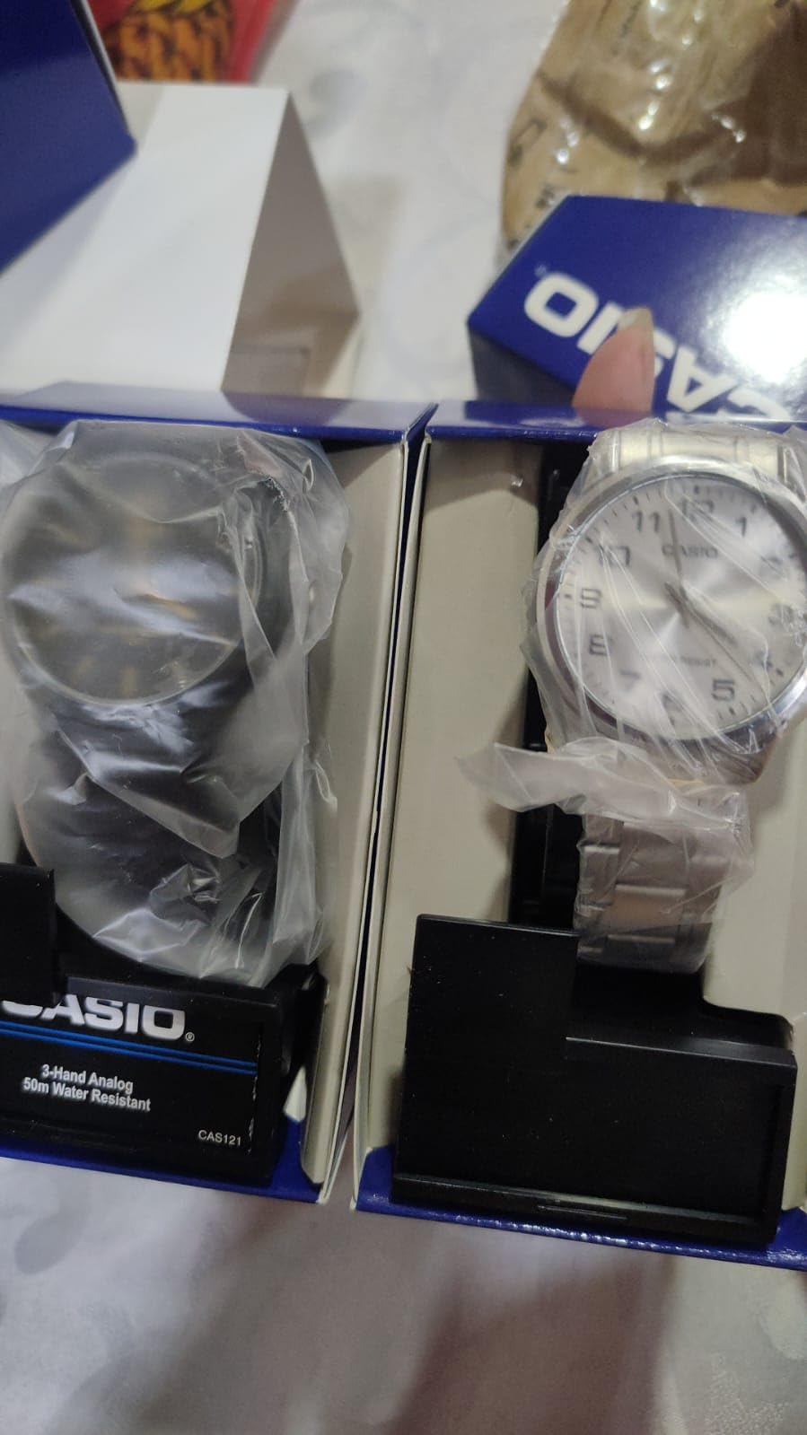 Casio MW240 Series | Men’s Quartz Watch | 50M WR | Large Resin Case | Resin Glass | Resin Band | Large Arabic Numerals | Analog Watch | Easy to Read Display | 3 Year Battery customer photo 2