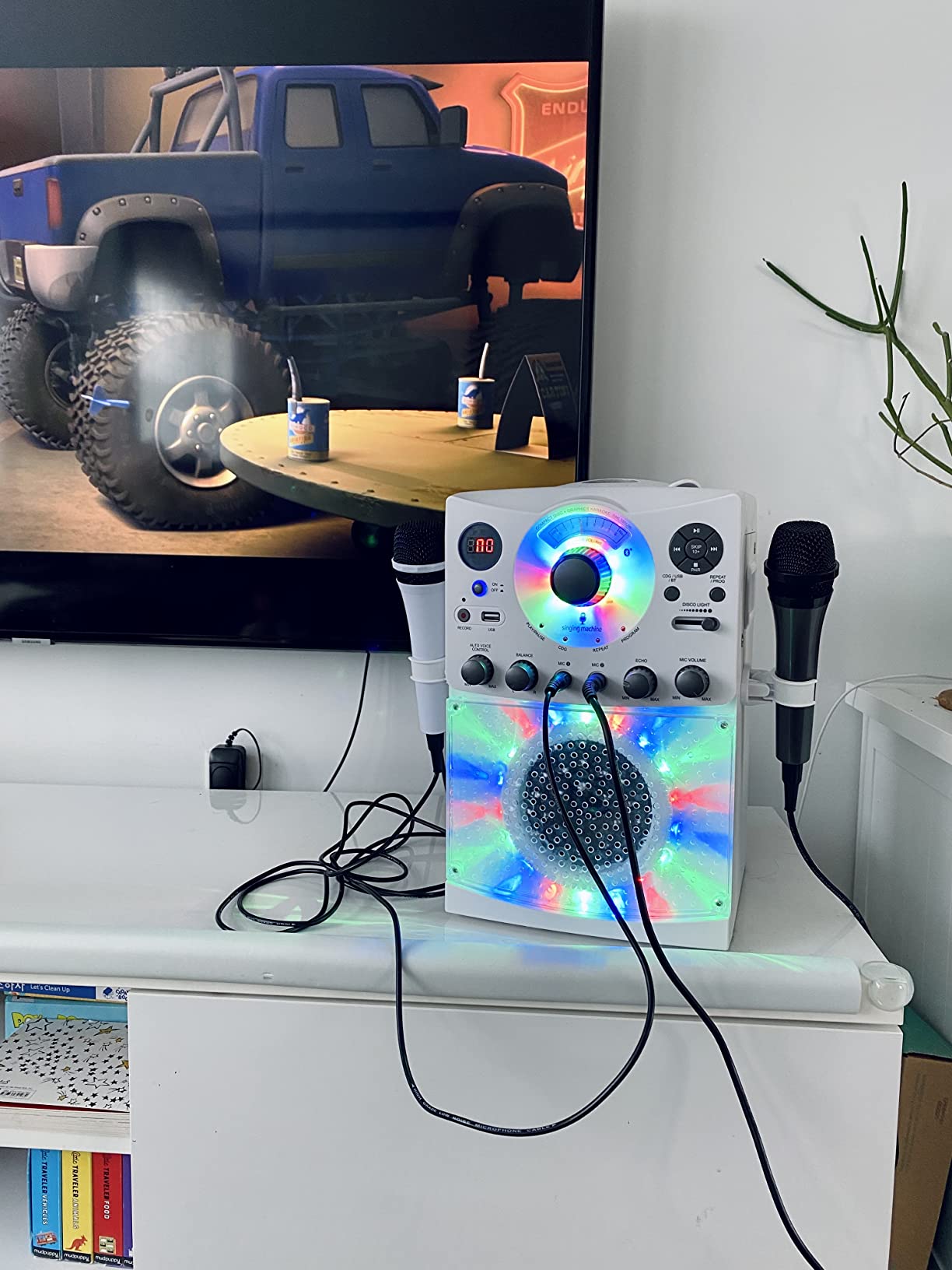 Singing Machine Portable Karaoke Machine for Adults & Kids with Wired Microphone, White - Built-In Speaker, Bluetooth with LED Disco Lights - Karaoke System with CD+G Player & USB Connectivity customer photo 1