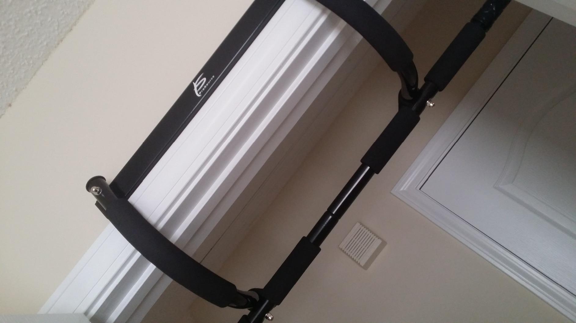 ProsourceFit Multi-Grip Lite Pull Up/Chin Up Bar, Heavy Duty Doorway Upper Body Workout Bar for Home Gyms 24”-32” customer photo 1