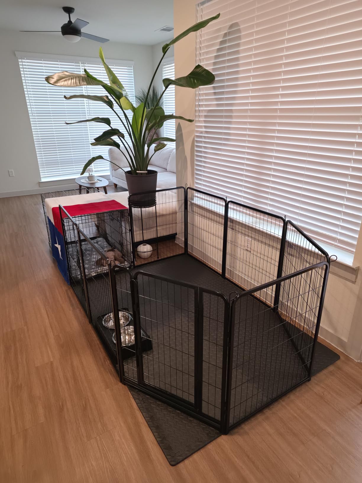 Yaheetech Dog Playpen 24in 16 Panels Pet Fence for Indoor Yard RV Camping customer photo 2