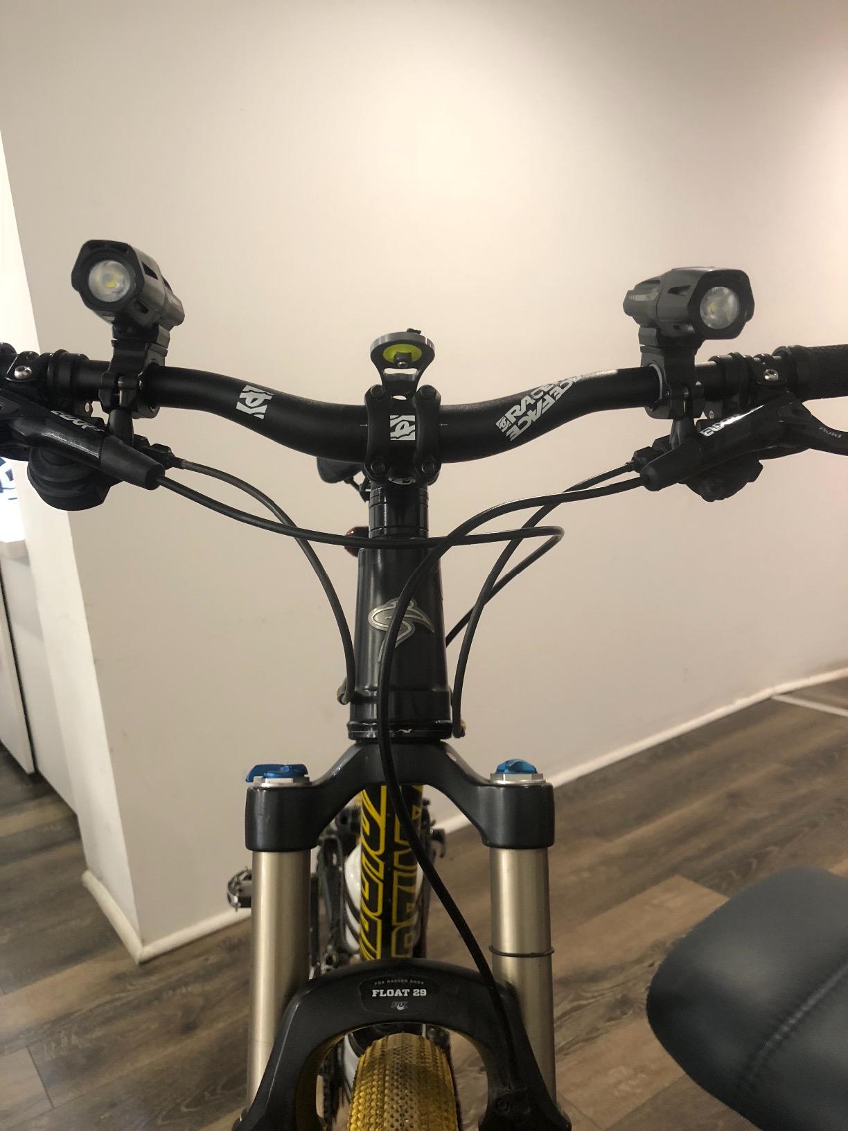 Cygolite Metro Series Bike Lights, USB Rechargeable, Secure Hard Mount, Night & Daytime Modes, Compact, Durable, IP67 Waterproof; Road, Mountain, Commuter Bicycles customer photo 2