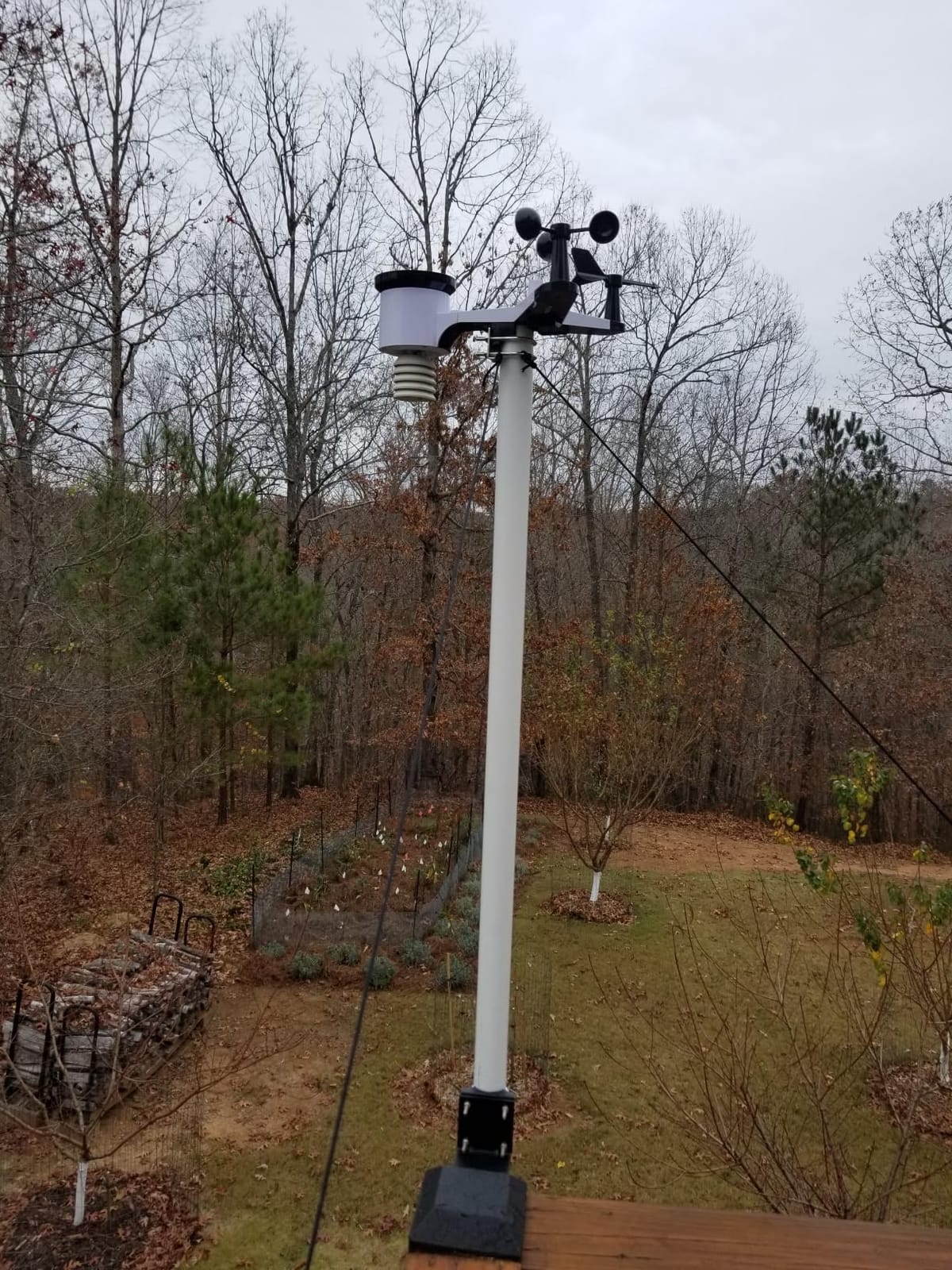 Ambient Weather WS-2902 Wi-Fi Smart Weather Station customer photo 1