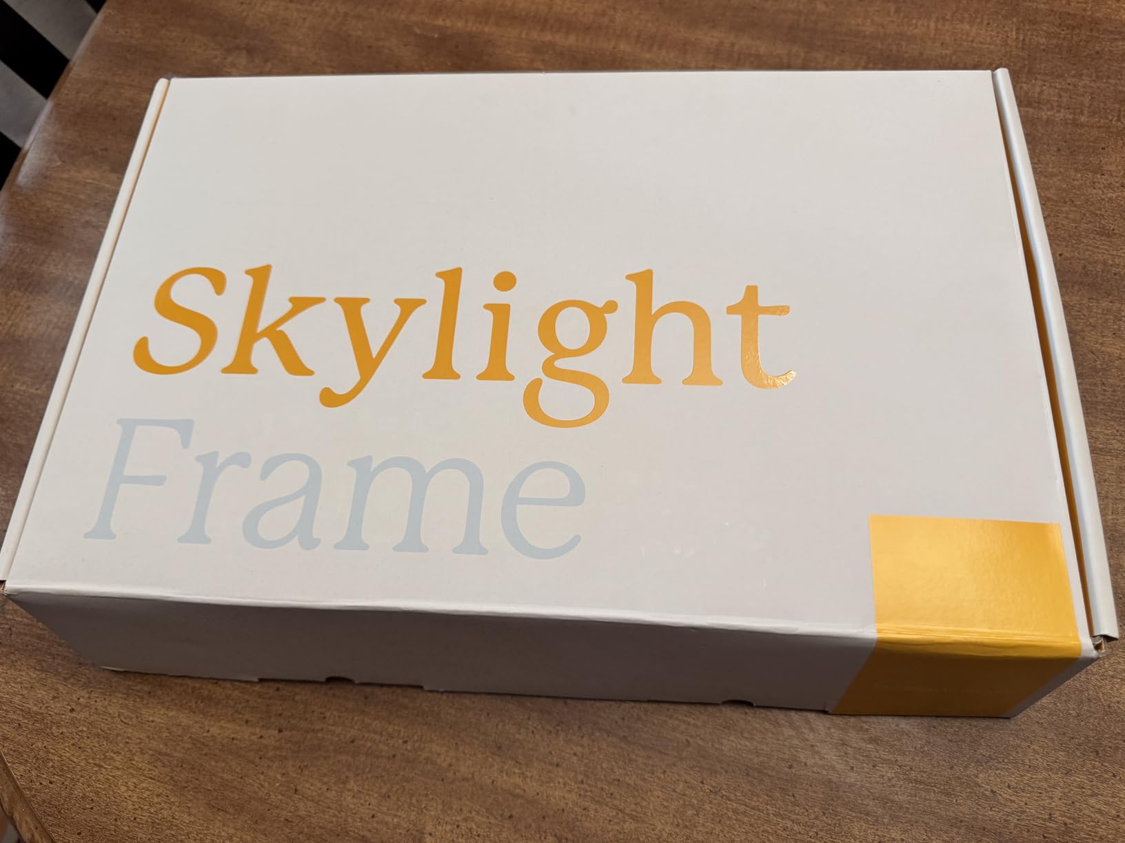 Skylight Digital Picture Frame, Load from Phone Capability, 10