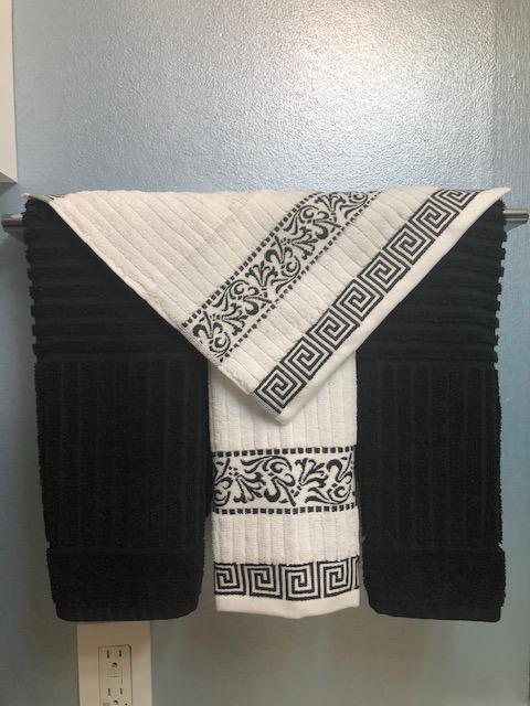 Classic Turkish Towels CTT - Luxury 6 Piece Towel Set, 100% Turkish Cotton, Absorbent & Comfy, 2 Bath Towels, 2 Hand Towels & 2 Washcloths | (Grey) customer photo 2