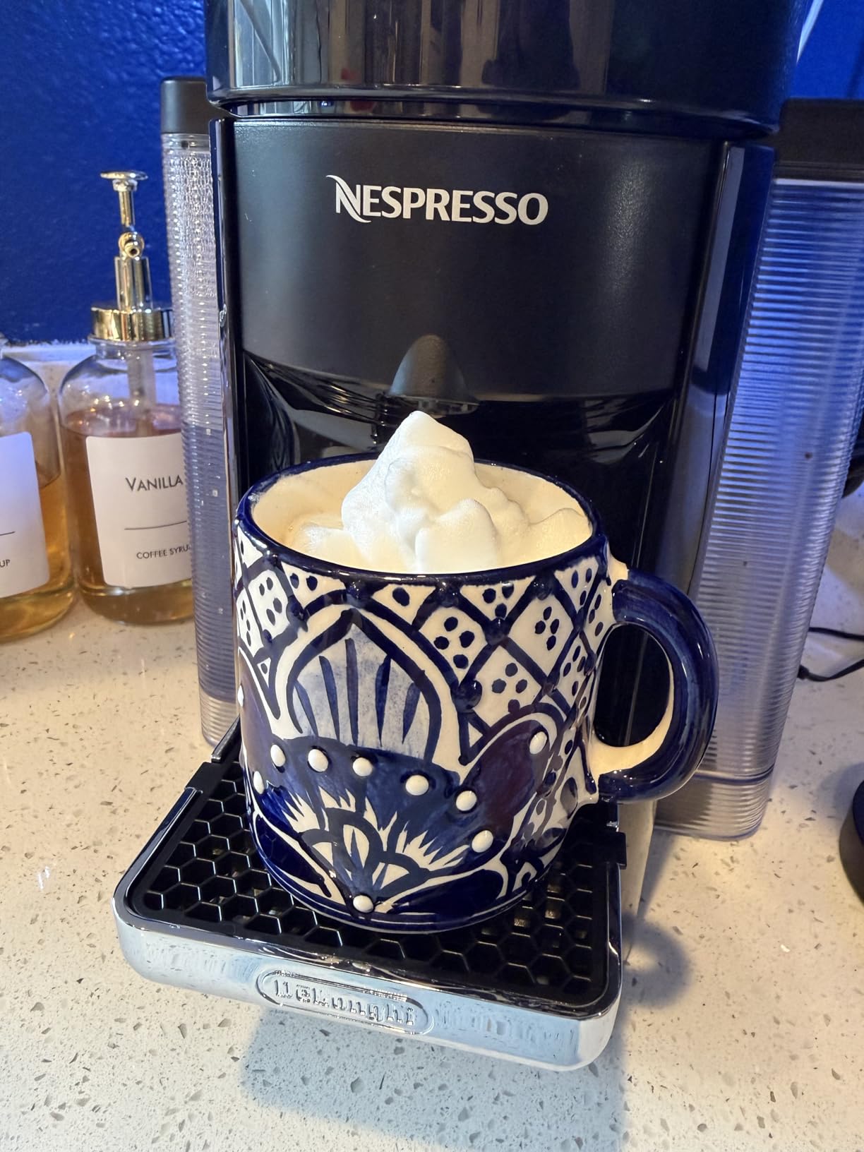Nespresso Aeroccino 3 Milk Frother, Black, Steel | Steel customer photo 2