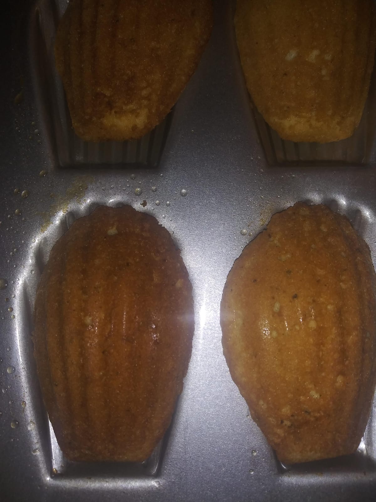 USA Pan Bakeware Nonstick Madeleine Pan, 16 Well customer photo 1