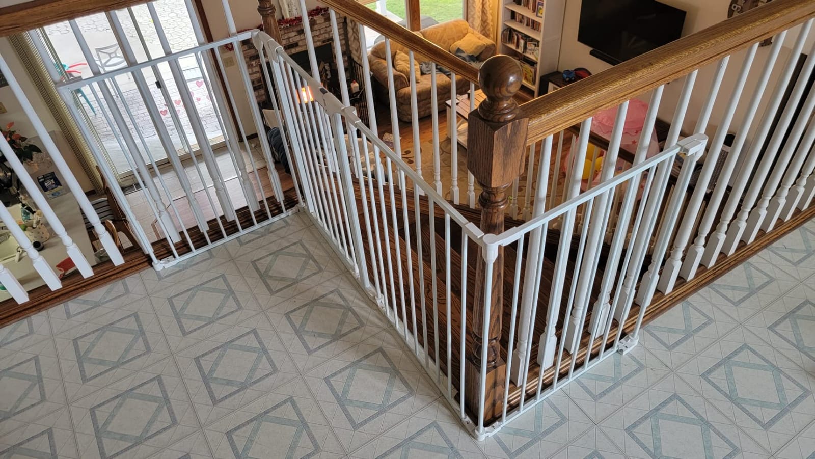 Costzon Baby Safety Gate, 121 Inch Length 5 Panel Adjustable Wide Fireplace Fence, BBQ Metal Fire Screen Gate, Pet Isolation Fence with Walk-Through Door, Freestanding Pets Gate customer photo 2