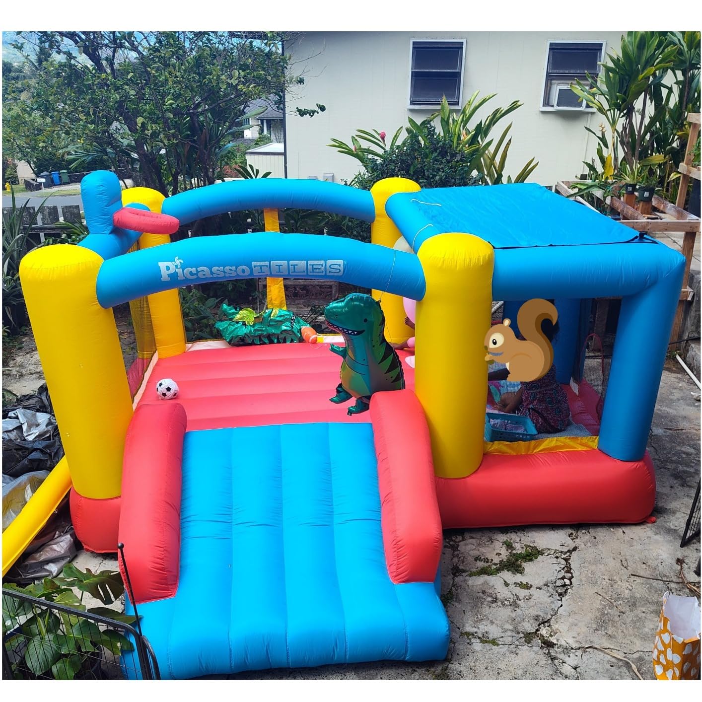 [Upgrade Version] PicassoTiles KC102 12x10 Foot Inflatable Bouncer Jumping Bouncing House, Jump Slide, Dunk Playhouse w/Basketball Rim, 4 Sports Balls, Full-Size Entry, 580W ETL Certified Blower customer photo 2
