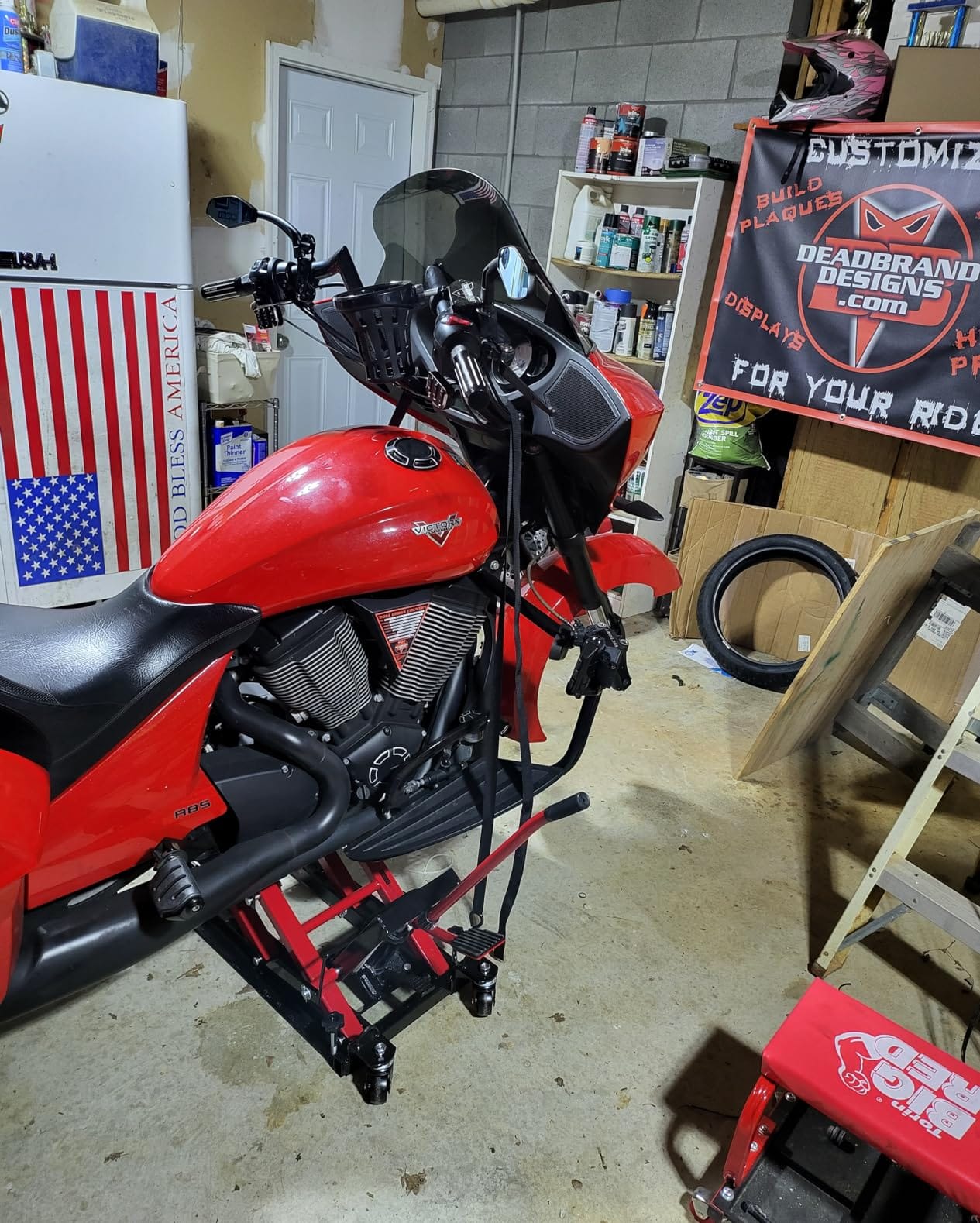 VIVOHOME 1500 LBS Hydraulic Motorcycle Lift Jack customer photo 2