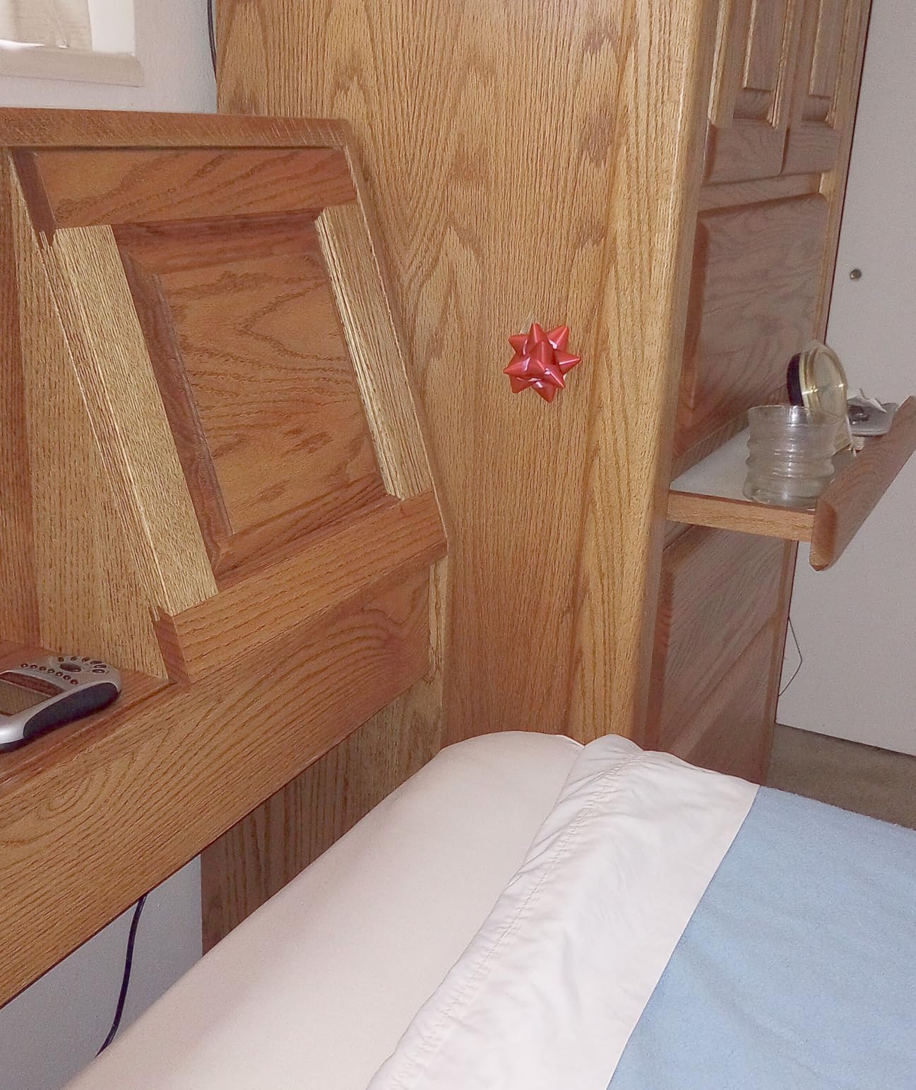 Lucid® L300 Adjustable Bed Frame – USB – Memory Position – Remote, Queen customer photo 2