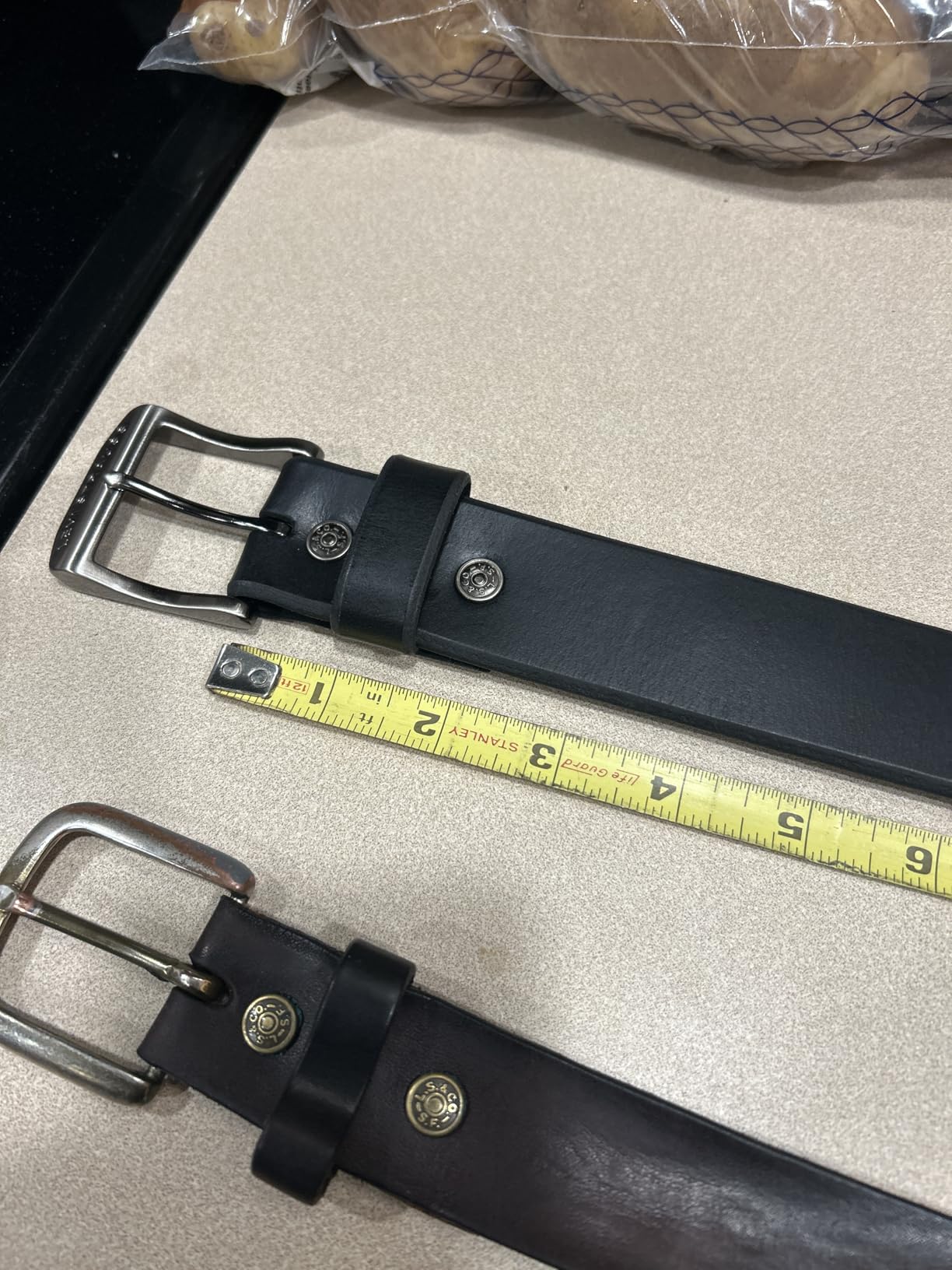 Levi’s Men’s Casual Leather Belt, Classic Strap for Jeans & Everyday Wear customer photo 2