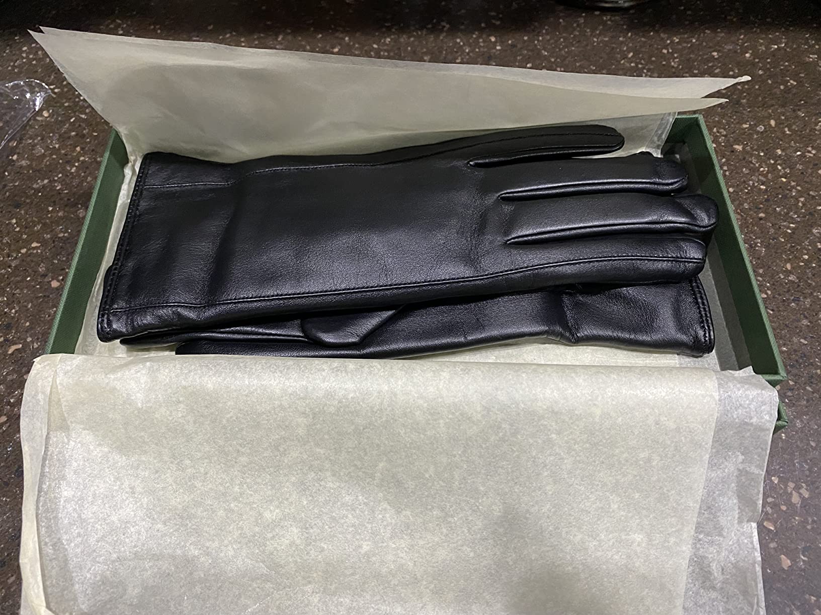 Downholme Classic Leather Cashmere Lined Gloves for Women customer photo 2