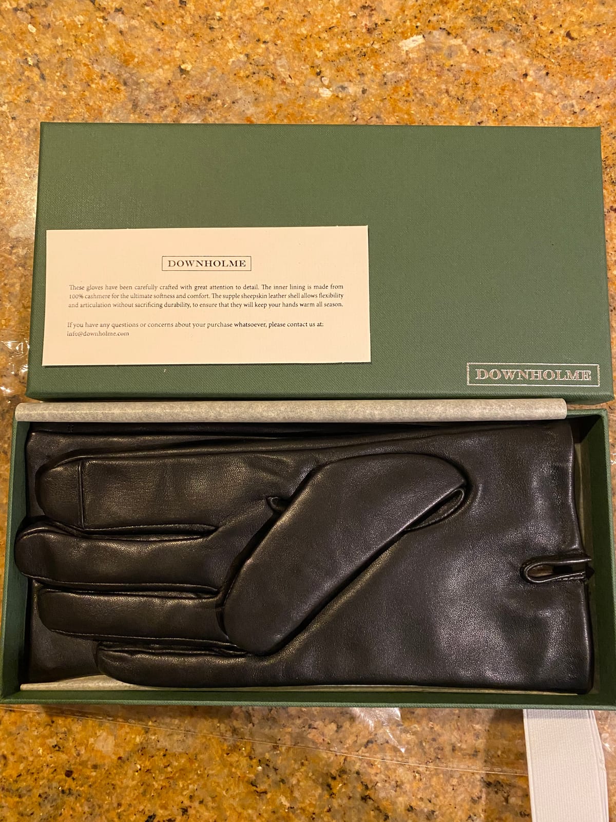 Downholme Touchscreen Leather Cashmere Lined Gloves for Men customer photo 1