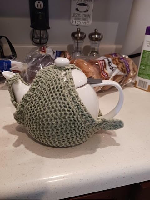 Sweese Teapots for Tea, 27 oz Porcelain Tea pot with Removable Stainless Steel Infuser, Tea Pots for Loose Tea - White customer photo 2