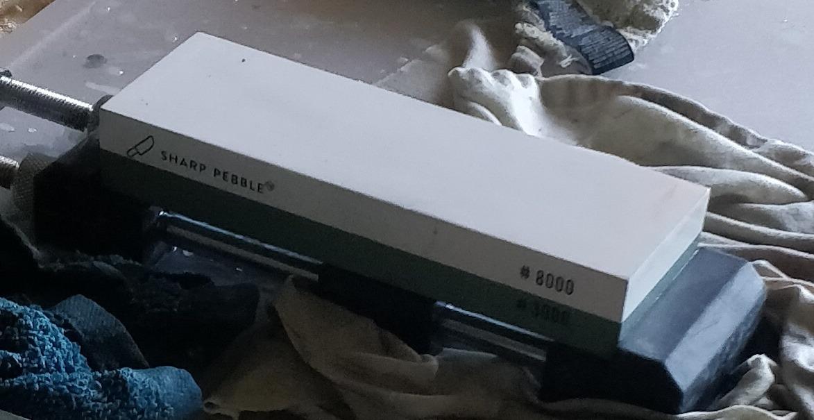 Sharp Pebble Whetstone Sharpening Stone 3000/8000 - with Flattening Stone customer photo 2