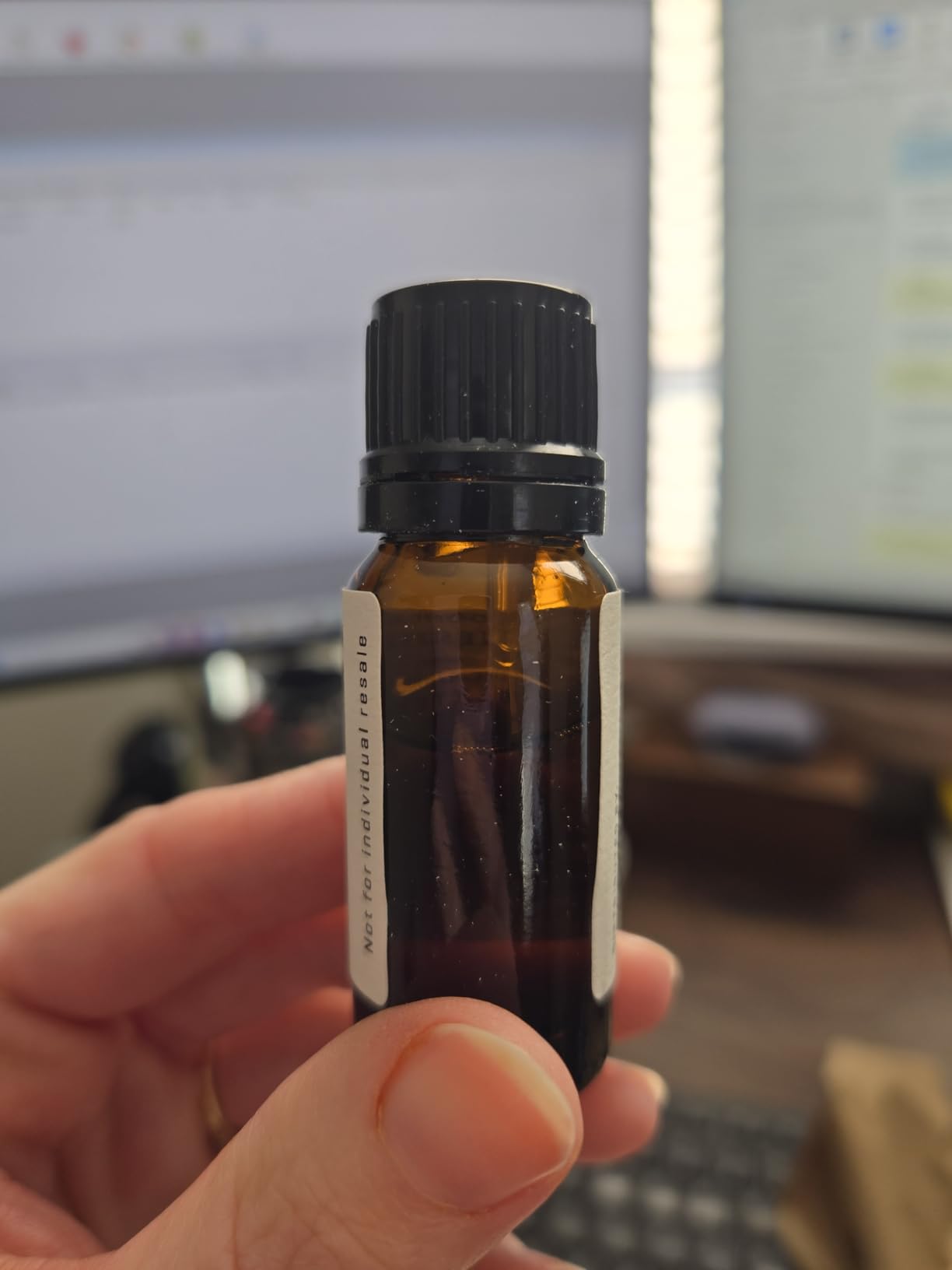 WOODFORD RESERVE® BITTERS DRAM SET – FIVE PACK (10ML EACH) customer photo 2