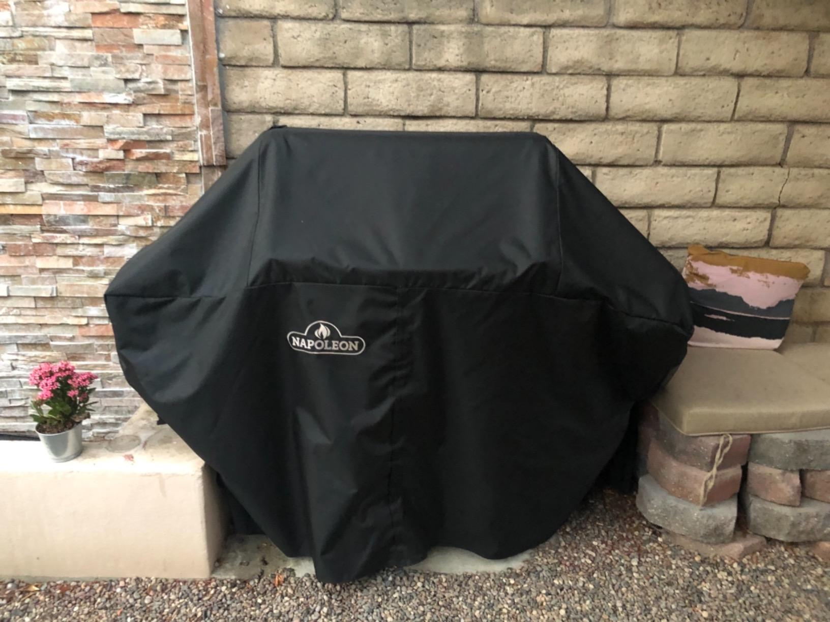 Napoleon Grill Cover for Prestige PRO 500 and Prestige 500 - Black, Water Resistant, UV Protected, Air Vents, Hook and Loop Closure, Hanging Loops, Adjustable Buckled Straps customer photo 1