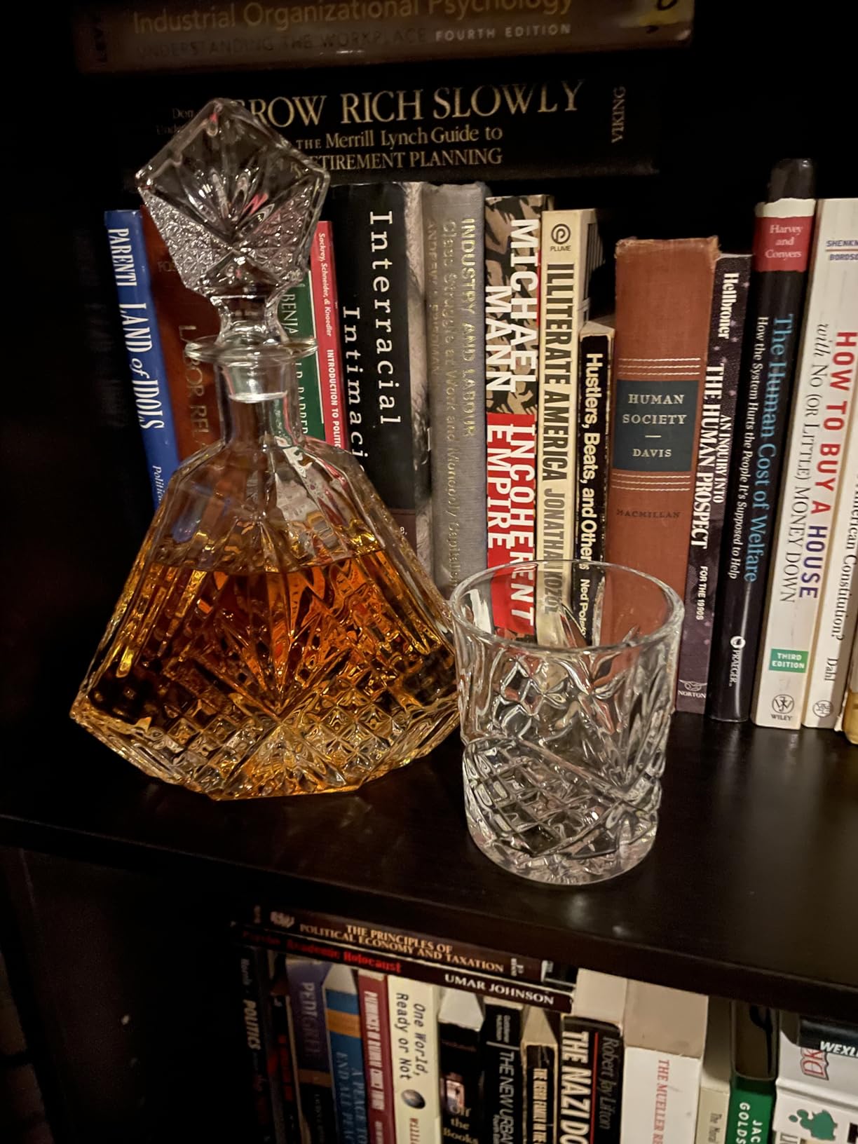 Whiskey Decanter Set with 2 Old Fashioned Whisky Glasses for Liquor Scotch Bourbon or Wine - Irish Cut Triangular Clear customer photo 1