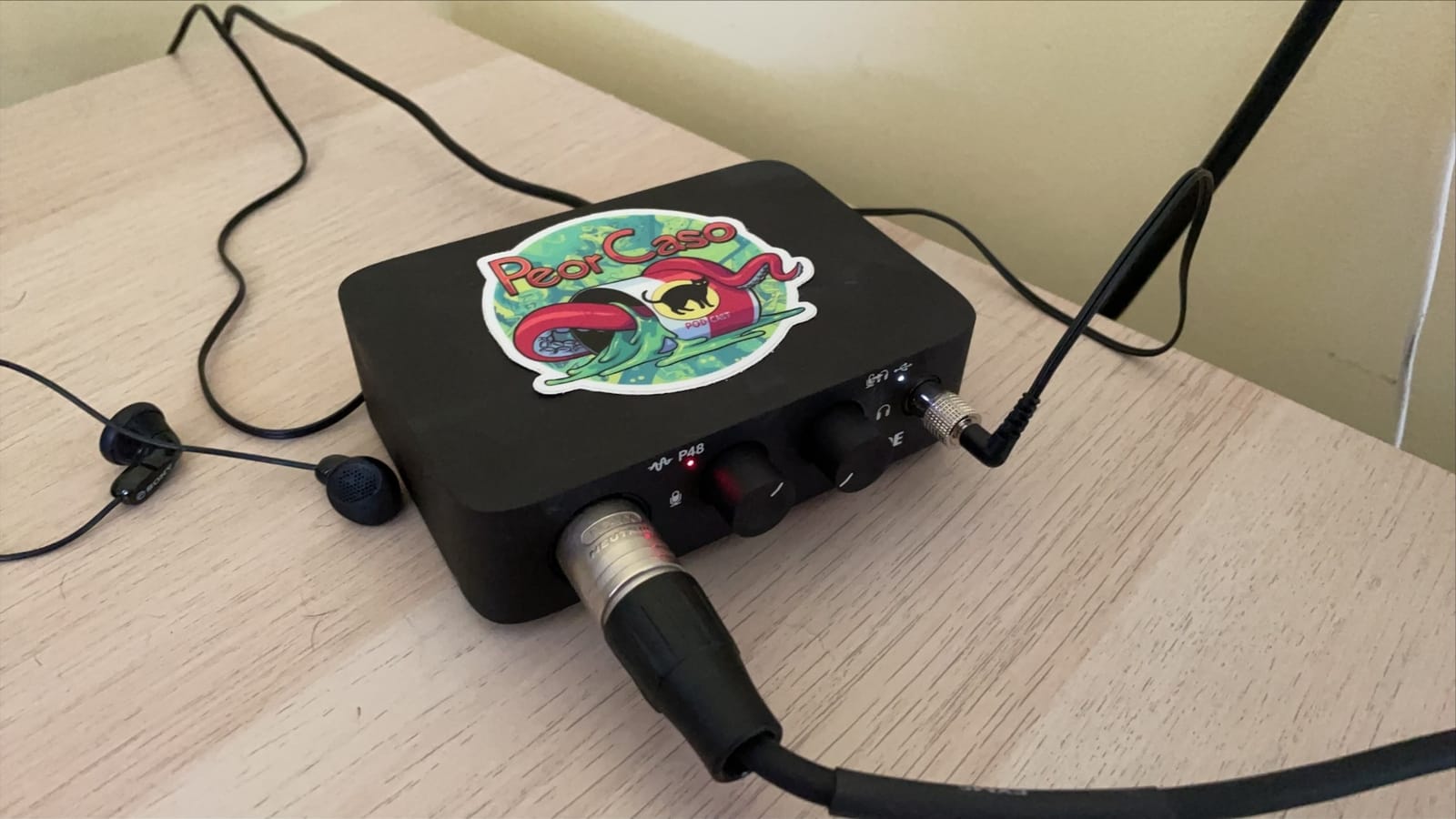 Rode AI-1 USB Audio Interface , Black customer photo 2