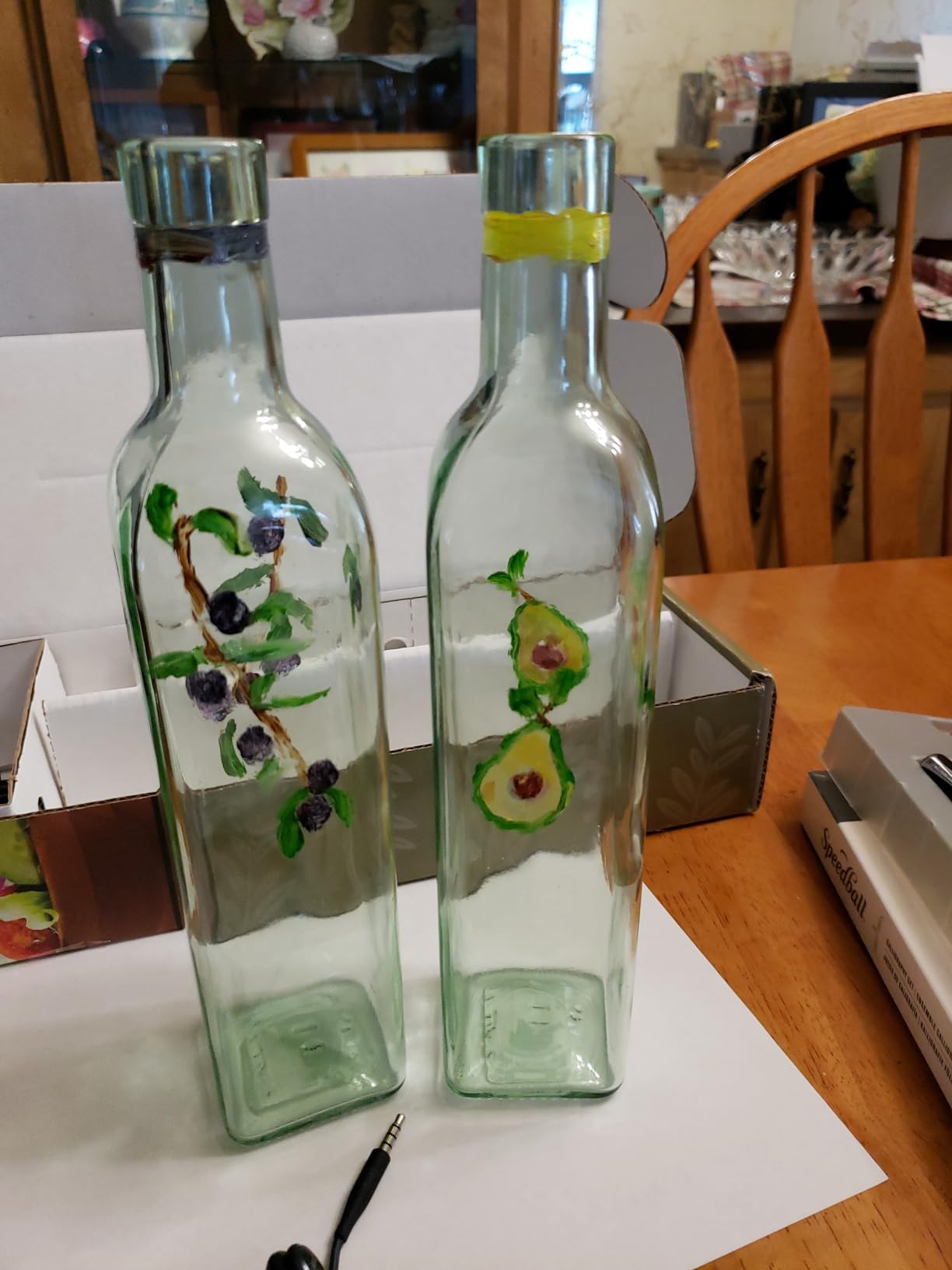 Olive Oil Dispenser Bottle - 16 oz, Made in Italy Glass Olive Oil and Vinegar Cruet with Stainless Steel Spout for Kitchen, Slight Green Tint (1, 473 ml) customer photo 1