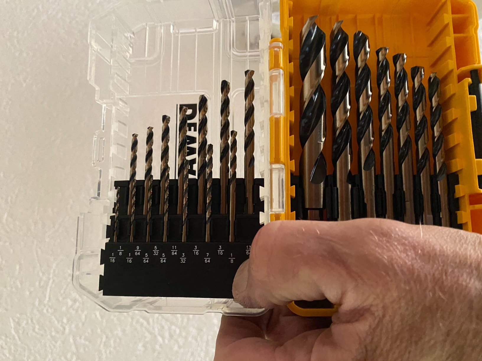 DEWALT Drill Bit Set, 21 Pc High Speed Steel DEWALT Bits, Black and Gold Oxide Coated, 135 Degree Split Point, 31 Degree Helix (DWA1181) customer photo 2