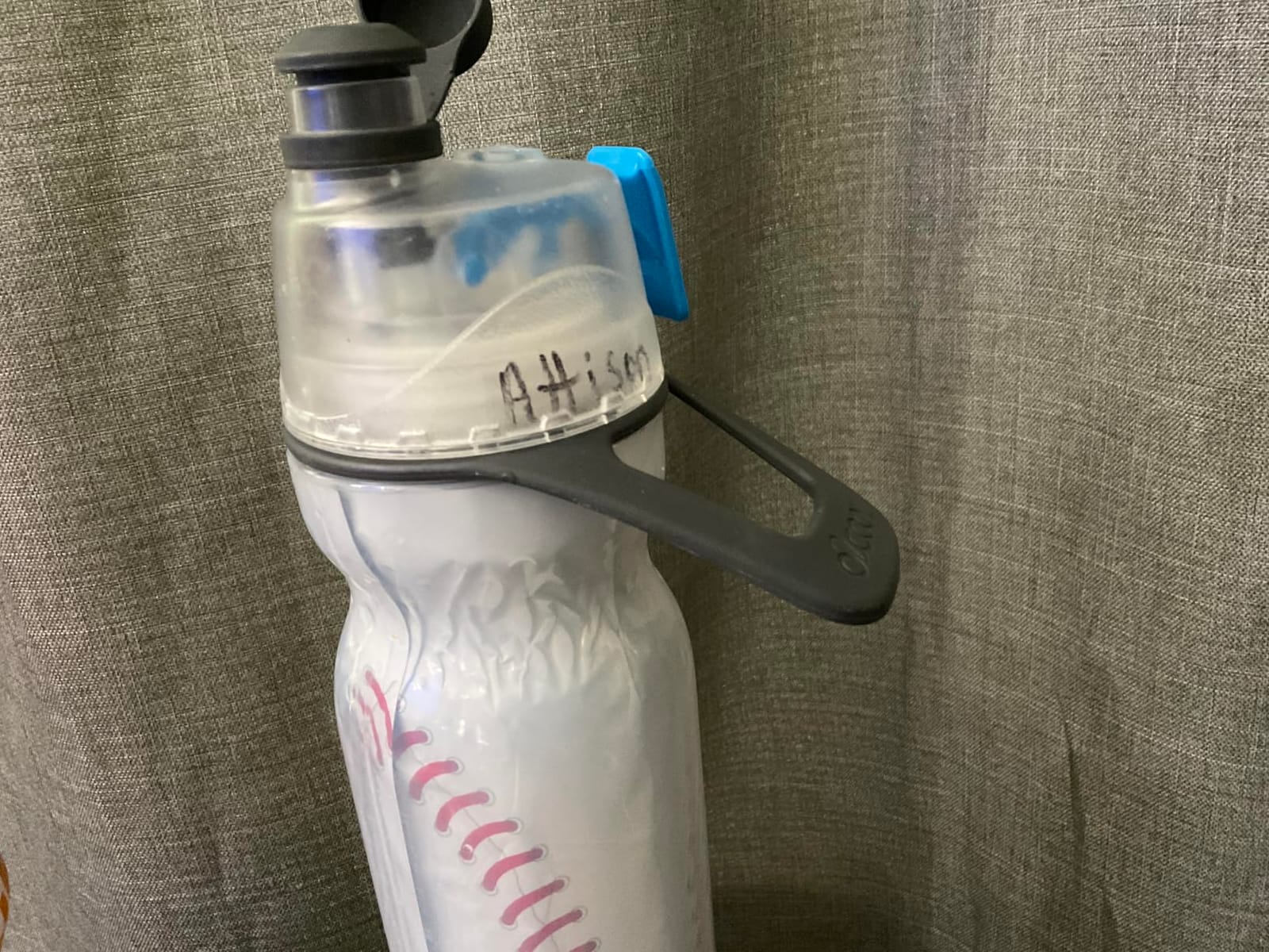 O2COOL Mist N Sip 20 oz Misting Reusable Sports Water Bottle Soccer customer photo 1