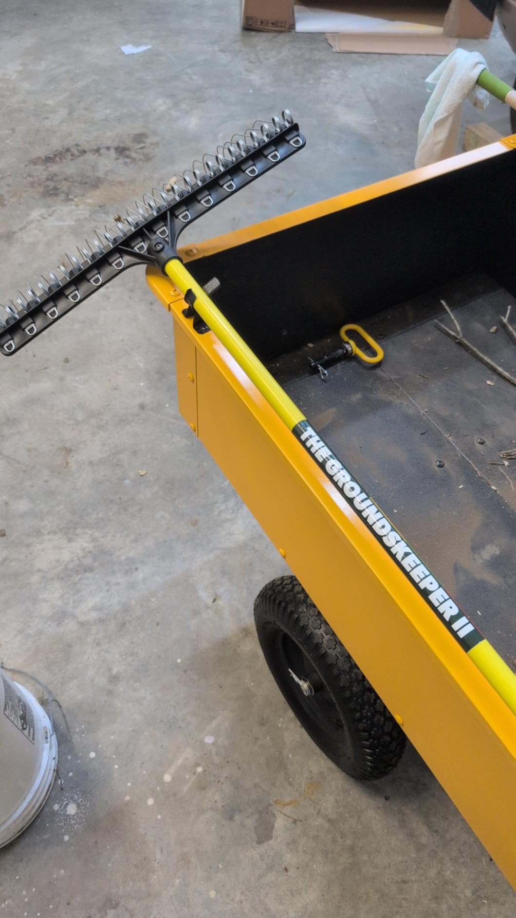 THE GROUNDSKEEPER II Rake 55-inch Lightweight Fiberglass Handle, 21-inch Head, Durable Steel Tines for Gardening, De-Thatching or Professional Landscaping customer photo 1