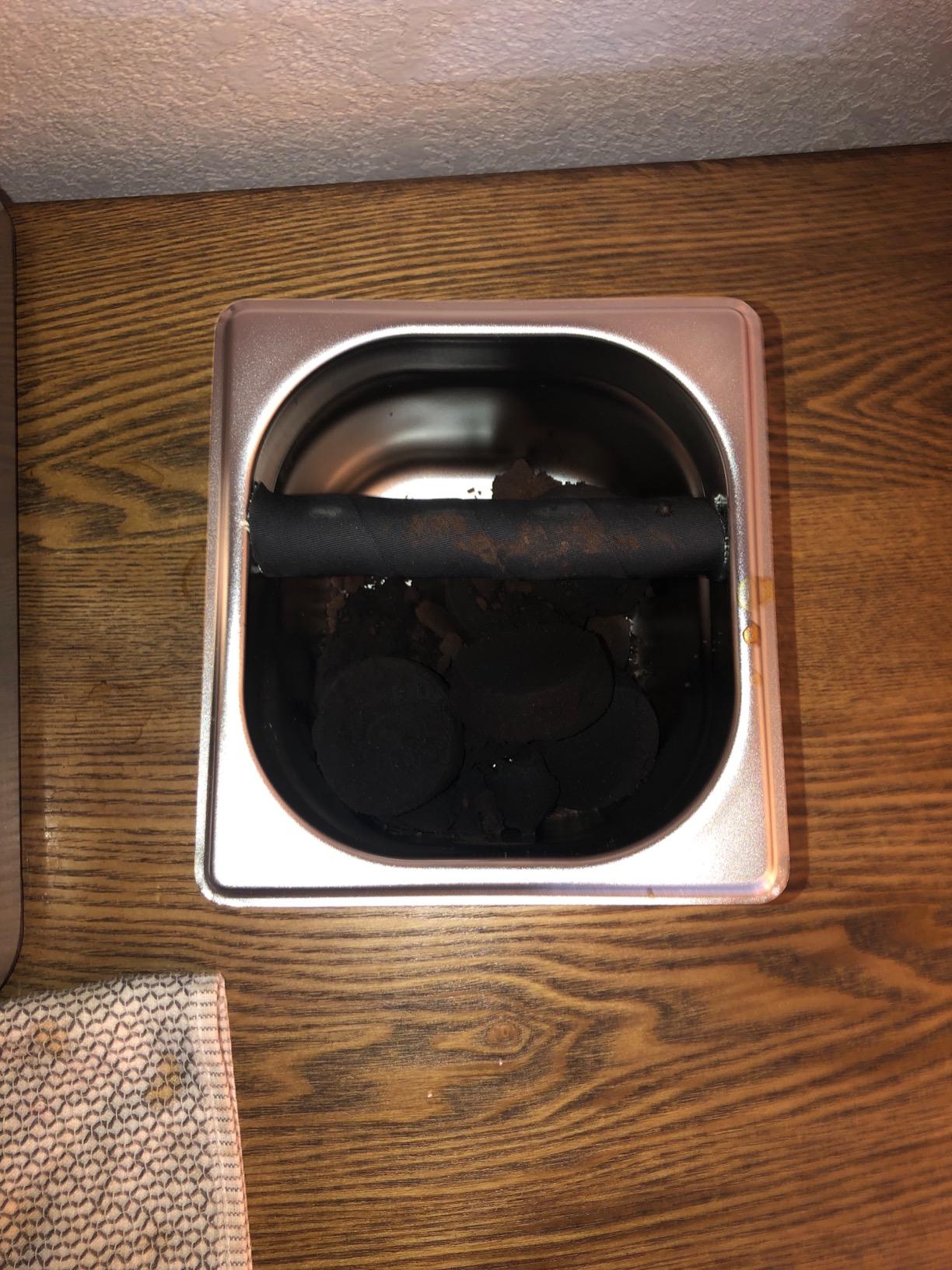 Coffee Knock Box Stainless Steel, 6.9 Inch Espresso Knock Box for Espresso Coffee Grounds, Built-In Knock Box with Rubber Knock Bar, 1.5L Large Capacity for Home Barista & Coffee Bar customer photo 1