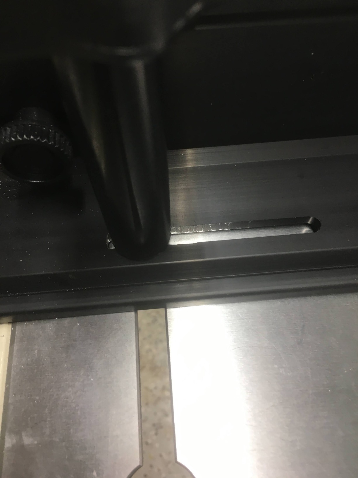 Taytools 300015 Deluxe 32 Inches Long Router Table Fence 3-1/2 Inch Tall Anodized Aluminum with Feather Board, Bit Guard, Adjustable Stop and Dust Port customer photo 1
