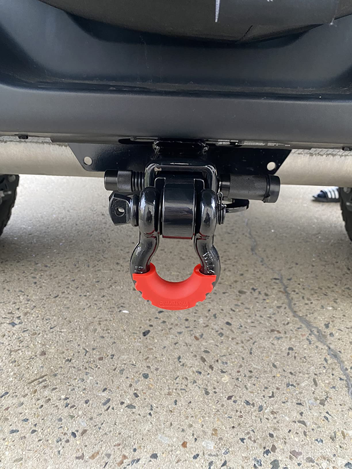 CURT 13392 Class 3 Trailer Hitch, 2