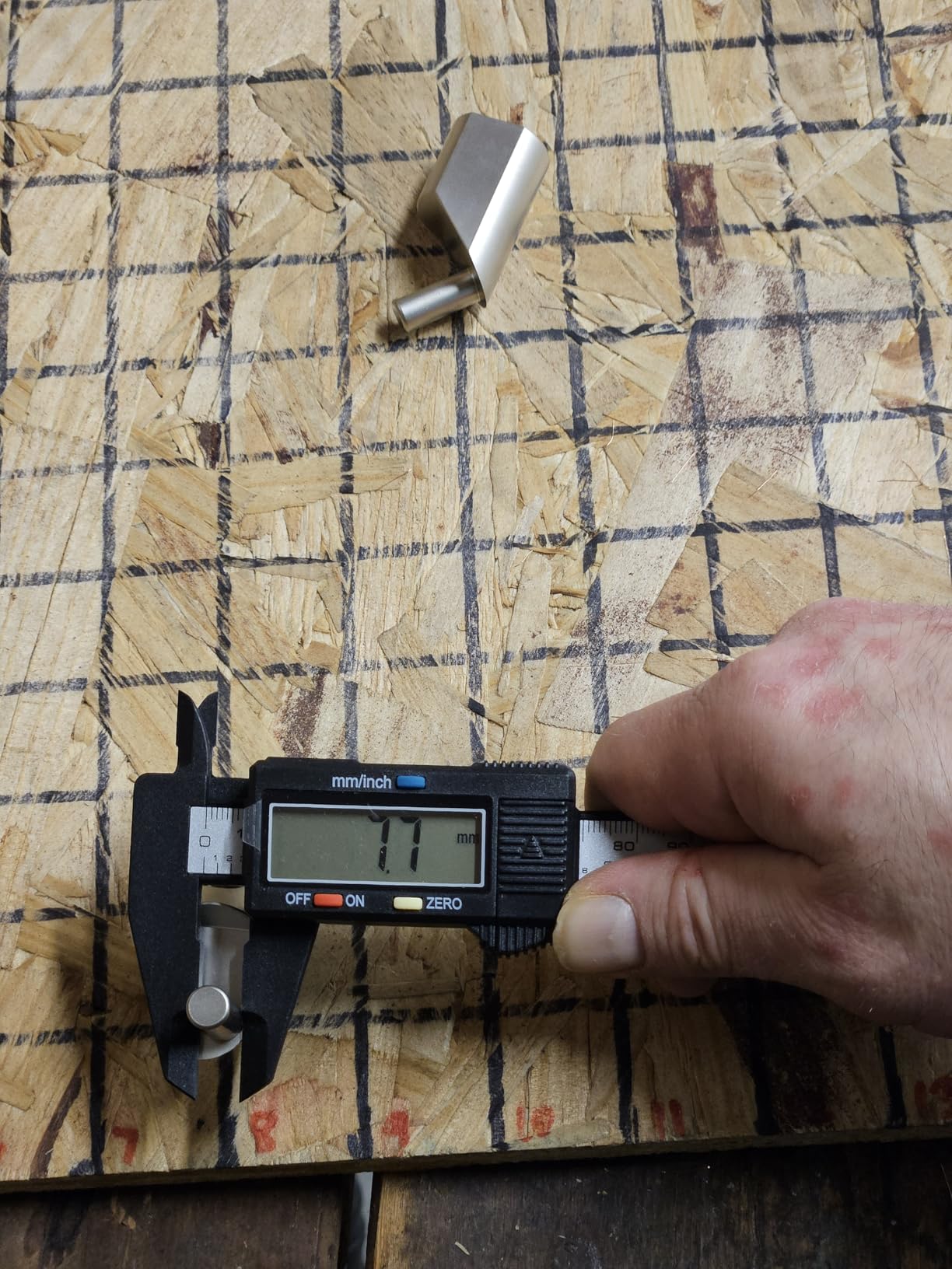 Digital Caliper, Adoric Calipers 0-6 Inch, Inch/mm Conversion, Large LCD customer photo 2