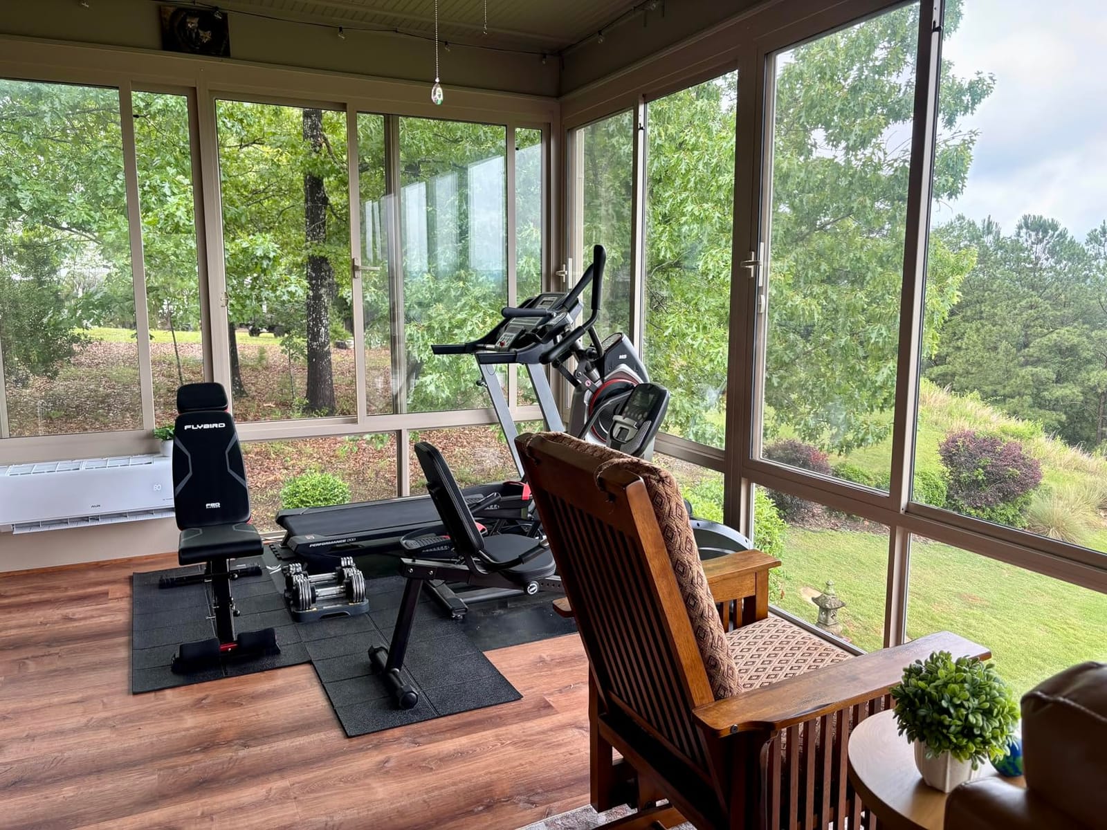 FLYBIRD Adjustable Weight Bench, Full Body Workout Bench for Home Gym customer photo 1