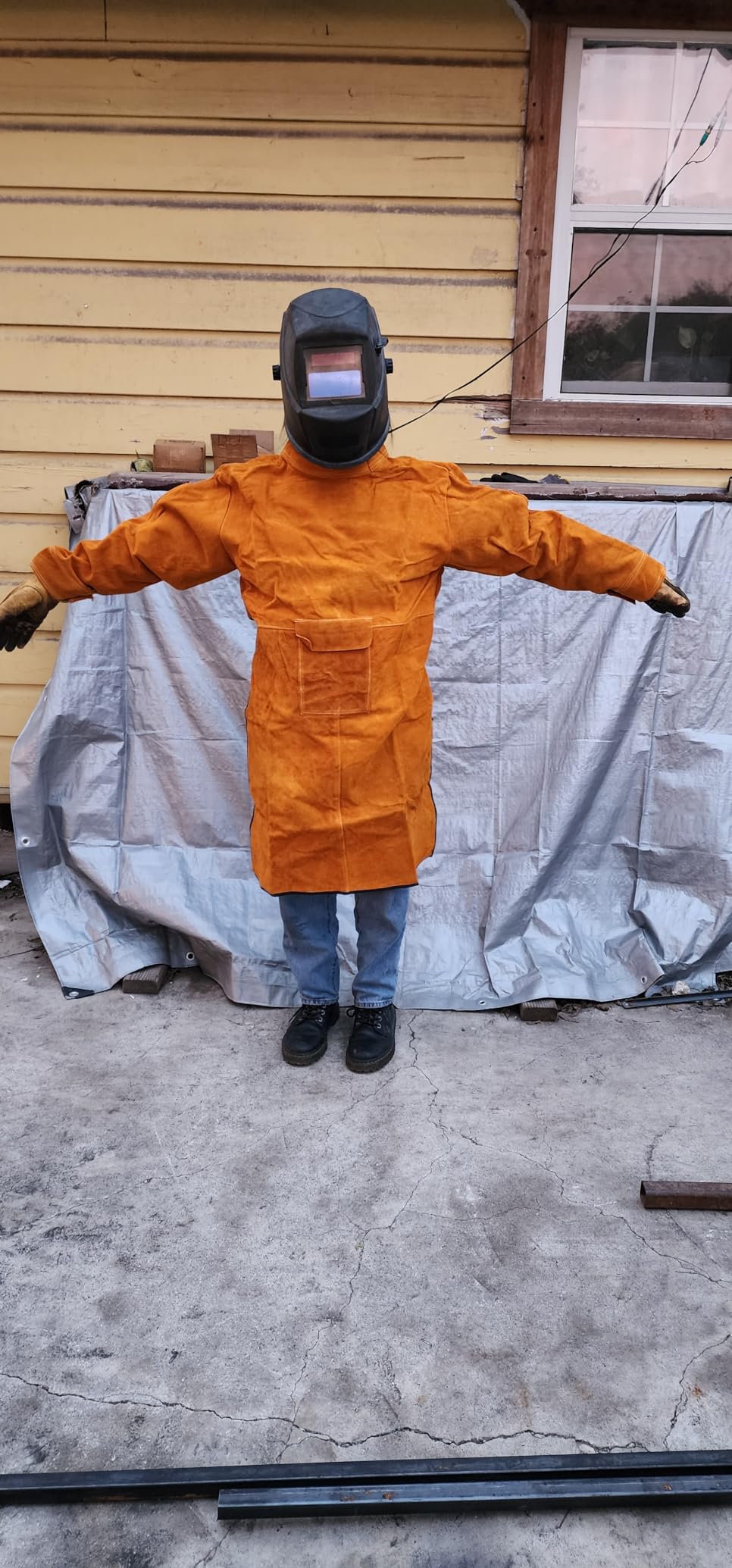 Leather Welding Apron with Sleeves,Heavy Duty Welding Jacket,Heat Flame Resistant Welder Apron for Men customer photo 2