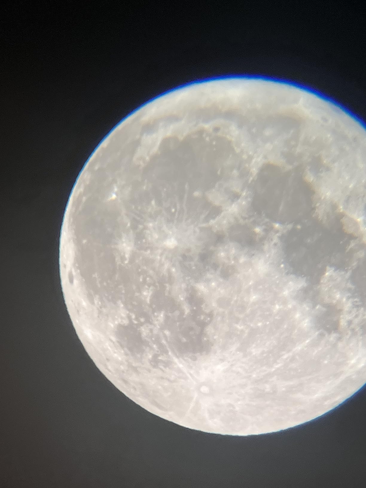 Celestron Travel Scope 80mm Telescope Kit with Backpack, Smartphone Adapter customer photo 1