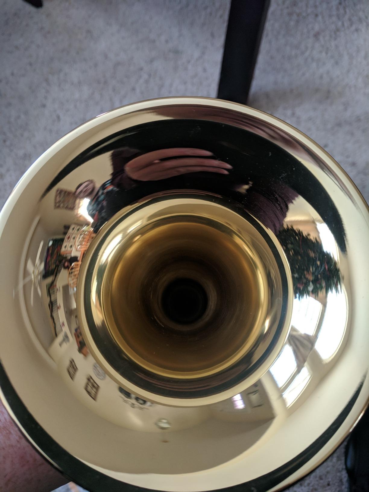 Eastar Bb Standard Trumpet Set for Beginner, Brass Student Trumpet Instrument with Hard Case, Cleaning Kit, 7C Mouthpiece and Gloves, ETR-380N, Silver customer photo 2