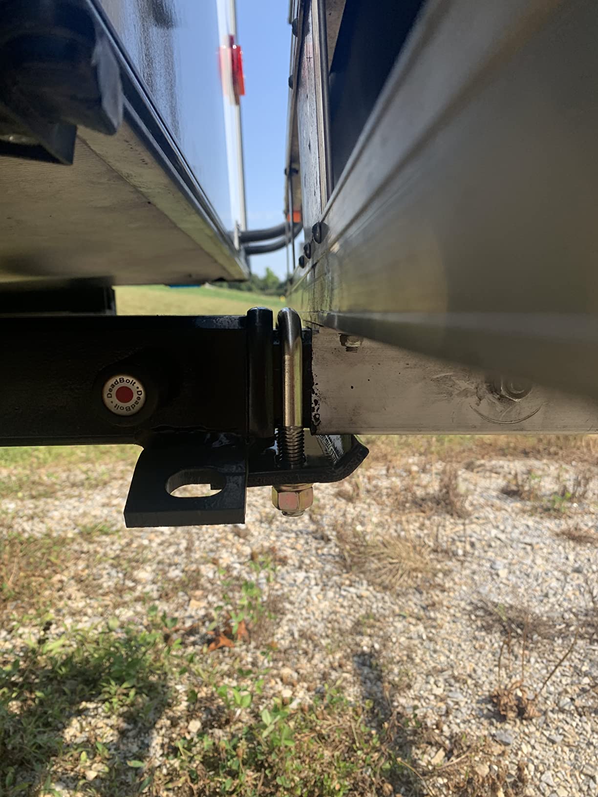 MaxxHaul 50023 Hitch Tightener Anti Rattle Stabilizer for 1.25