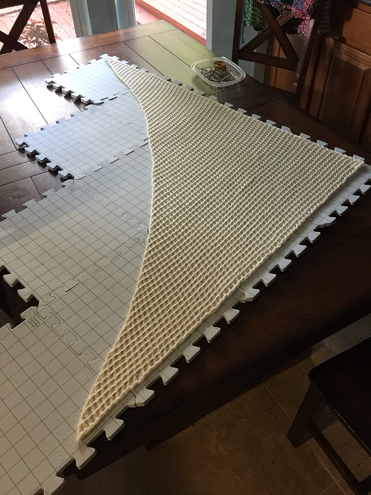 Boye Interlocking Blocking Boards for Knitting, Crochet & Needlepoint, 4-Piece Set, Grid-Lined Foam Mats for Wet & Dry Blocking, for Beginners & Experts, 12” x 12” customer photo 1