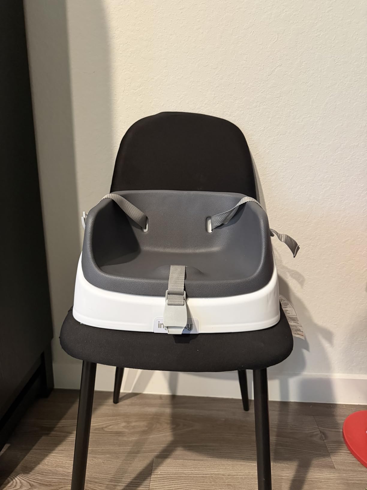 Ingenuity SmartClean Toddler Booster Seat for Kitchen Chair – Lightweight for on-the-go, Easy-Clean, 3-Point Harness Strap – Booster Seat for Dining Table, Slate customer photo 2