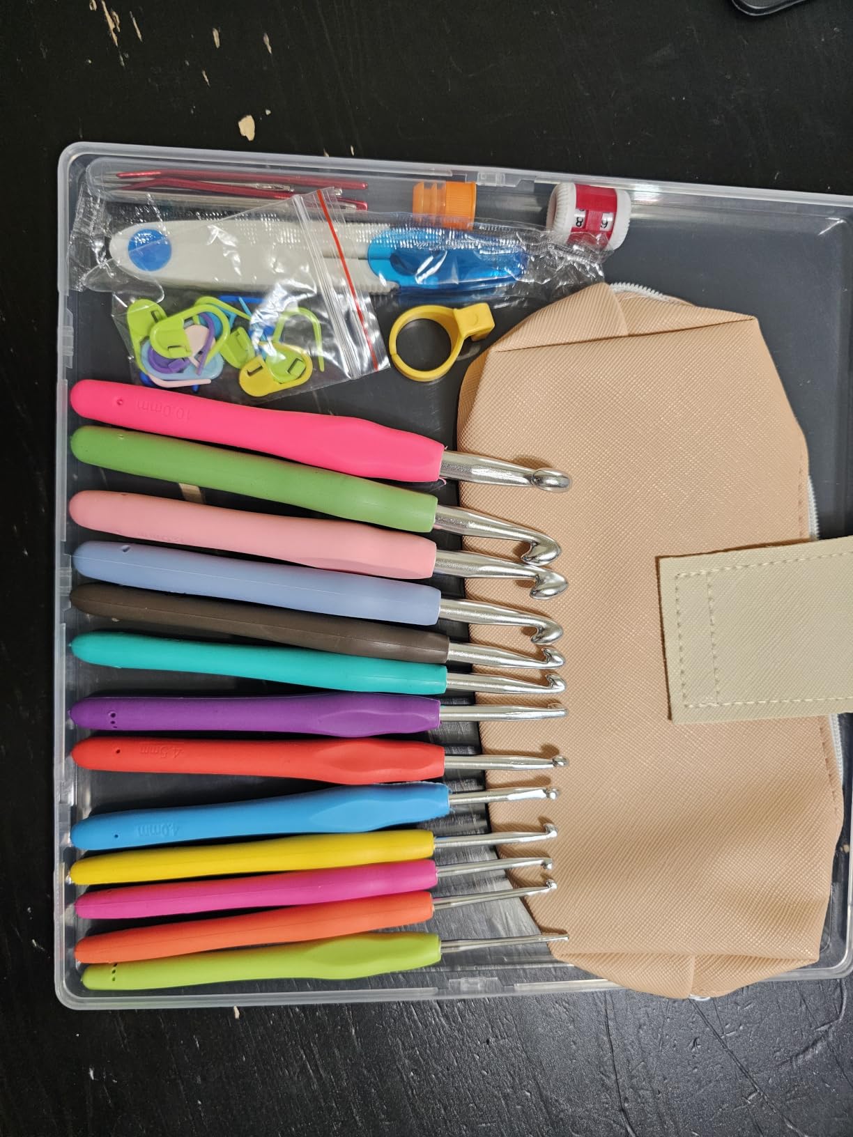 Mayboos 13 Pcs Crochet Hooks Set, 2mm(b)-10mm(n) Crochet Hooks Set customer photo 2