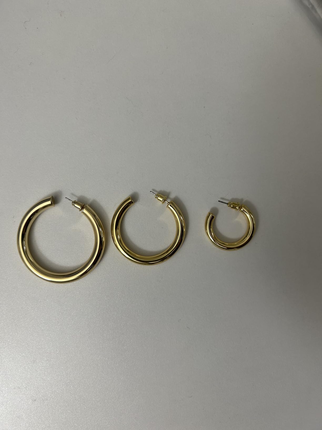 PAVOI Chunky Gold Hoop Earrings for Women, Lightweight 14K Gold Plated customer photo 1