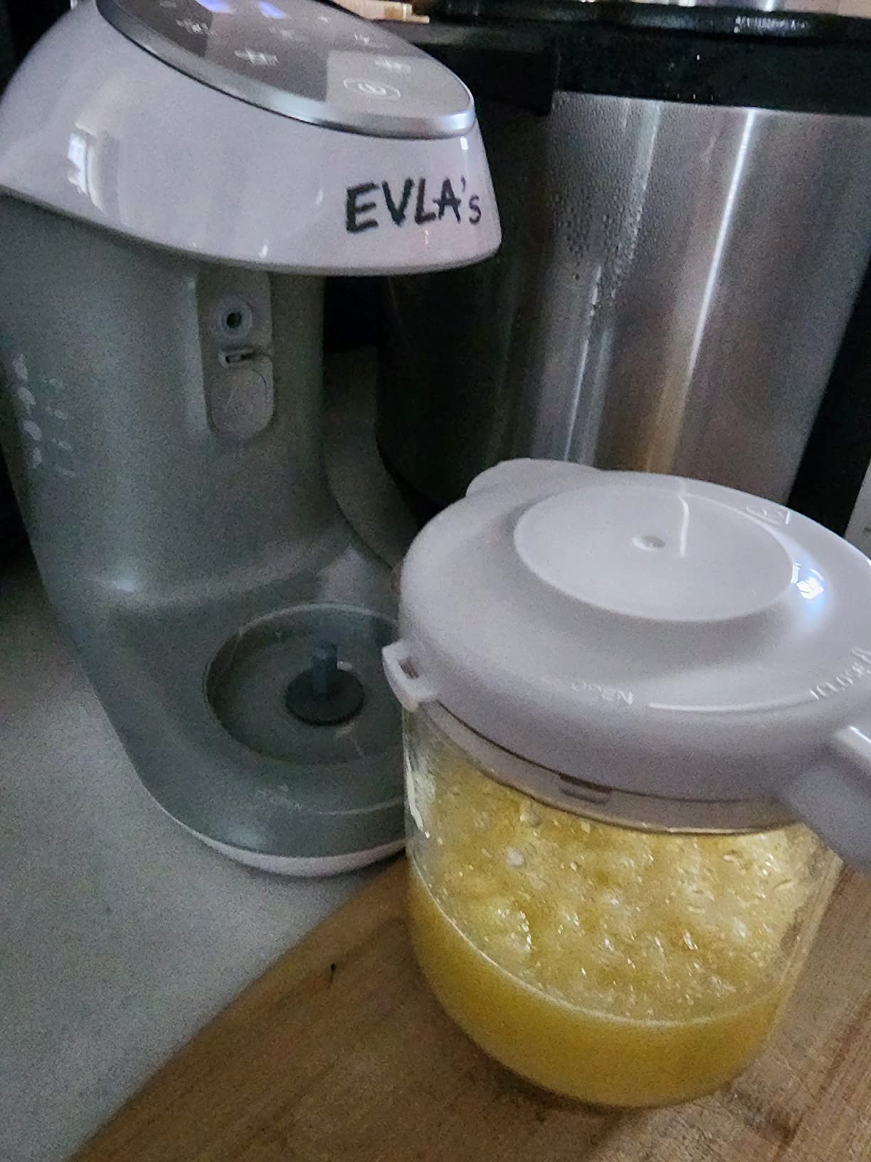EVLA'S Baby Food Maker, Steamer, Blender, Baby Food Processor for Healthy Homemade Baby Food in Minutes, Touch Screen with 6 Reusable Food Pouches, Baby Registry Essential, White | Blend, Grind, Steam, and Cook Homemade Baby Food, Self Cleaning Machine with Touch Screen customer photo 1