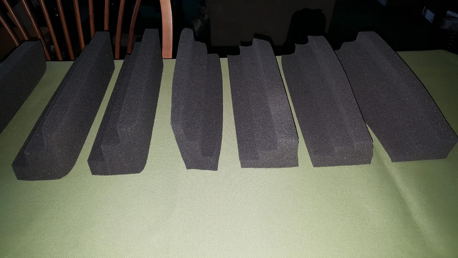 JBER 16 Pack Column Acoustic Wedge, Studio Foam Corner Bass Traps customer photo 2