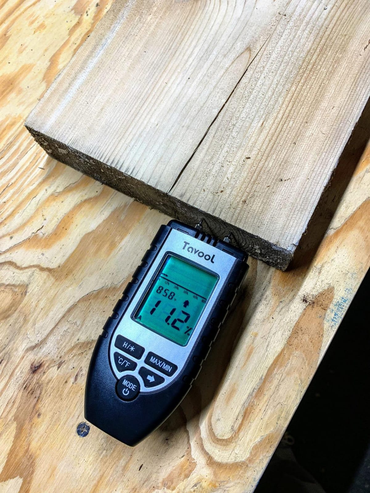 Wood Moisture Meter - Digital Moisture Detector Moisture Tester, Pin-Type Water Leak Detector Damp Tester Dampness Meter for Wood Building Material Firewood Walls Paper Floor (Sliver) customer photo 1