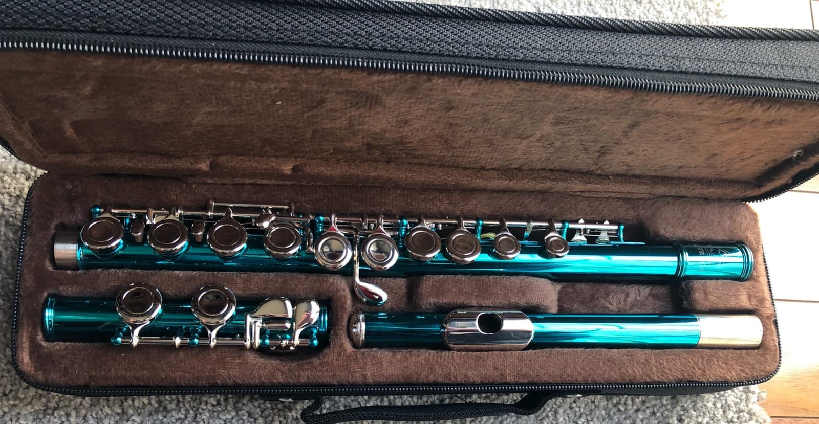 EastRock Closed Hole Flutes C 16 Key for Beginner, Kids, Student Silver Nickel Flute with Case Stand and Cleaning kit customer photo 2