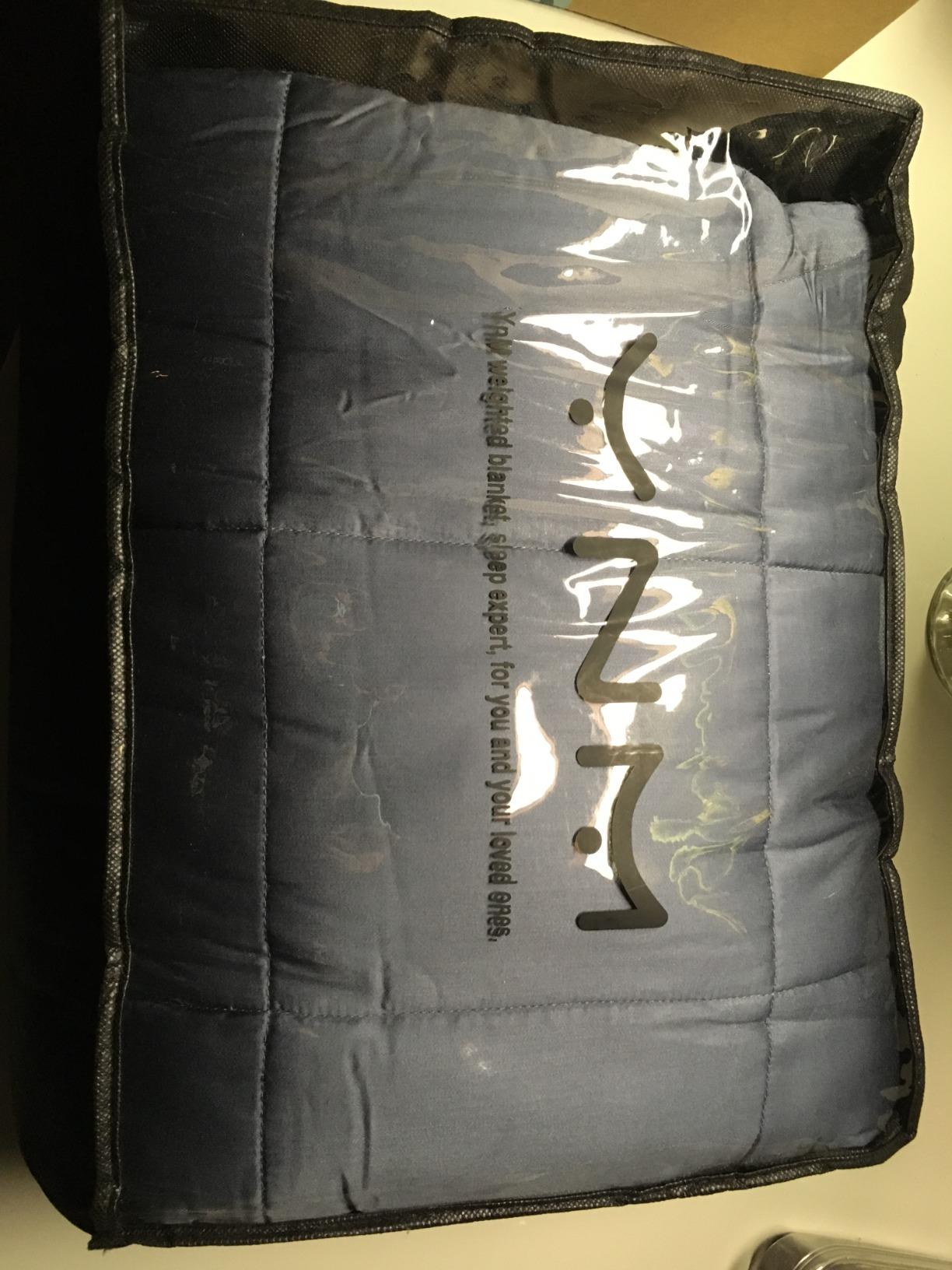 YnM Cooling Weighted Blanket — 100% Cooling Oeko-Tex Certified Material with Premium Glass Beads (Light Grey, 48''x72'' 20lbs), Suit for One Person(~190lb) Use on Twin/Full Bed customer photo 1