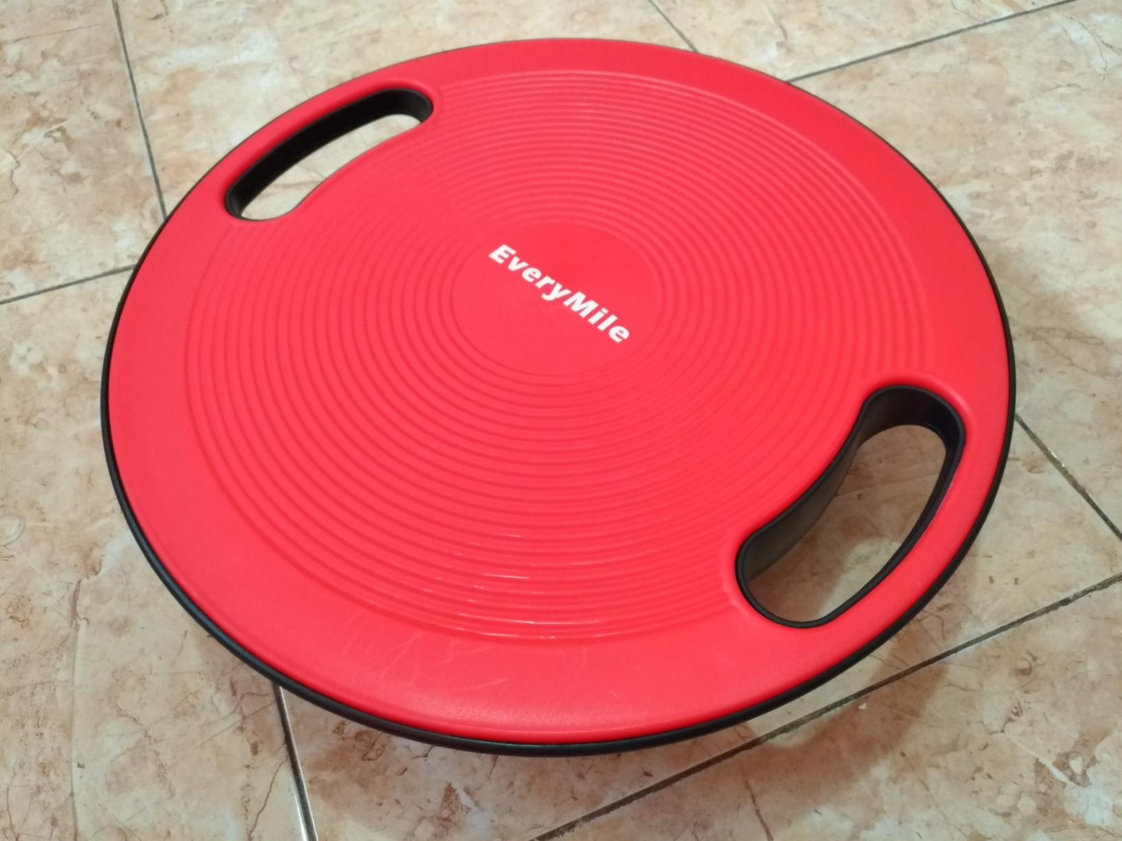 Wobble Exercise Balance Board, No-Skid Surface customer photo 2