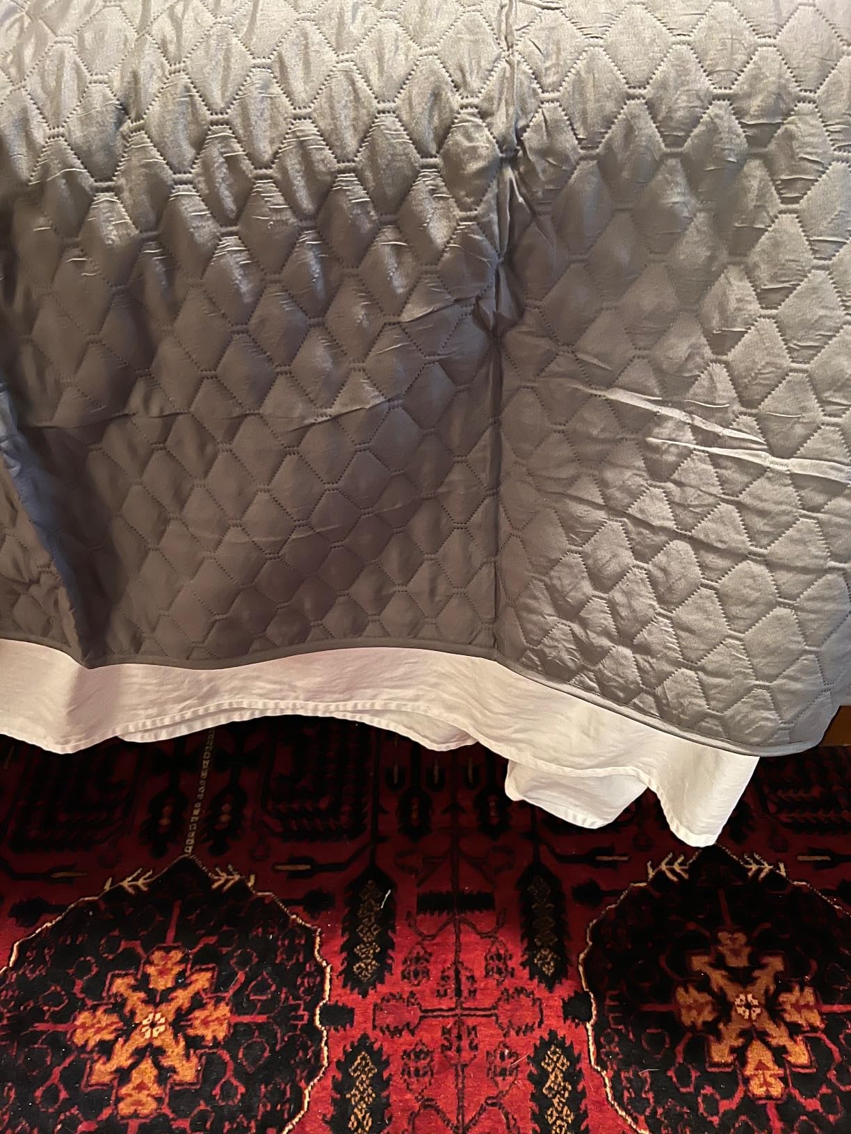 Exclusivo Mezcla Reversible King Size Quilt Bedding Set, Grey customer photo 1