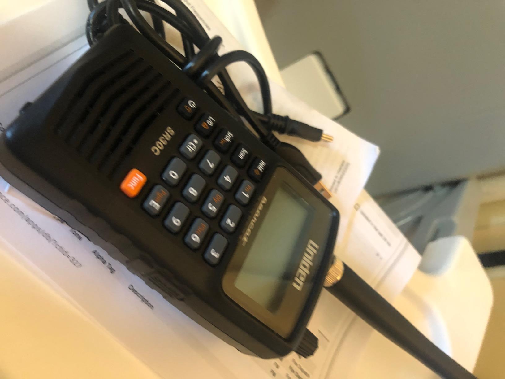 Uniden Bearcat SR30C, 500-Channel Compact Handheld Scanner, Close Call RF Capture, Turbo Search, PC programable, NASCAR, Racing, Aviation, Marine, Railroad. customer photo 1