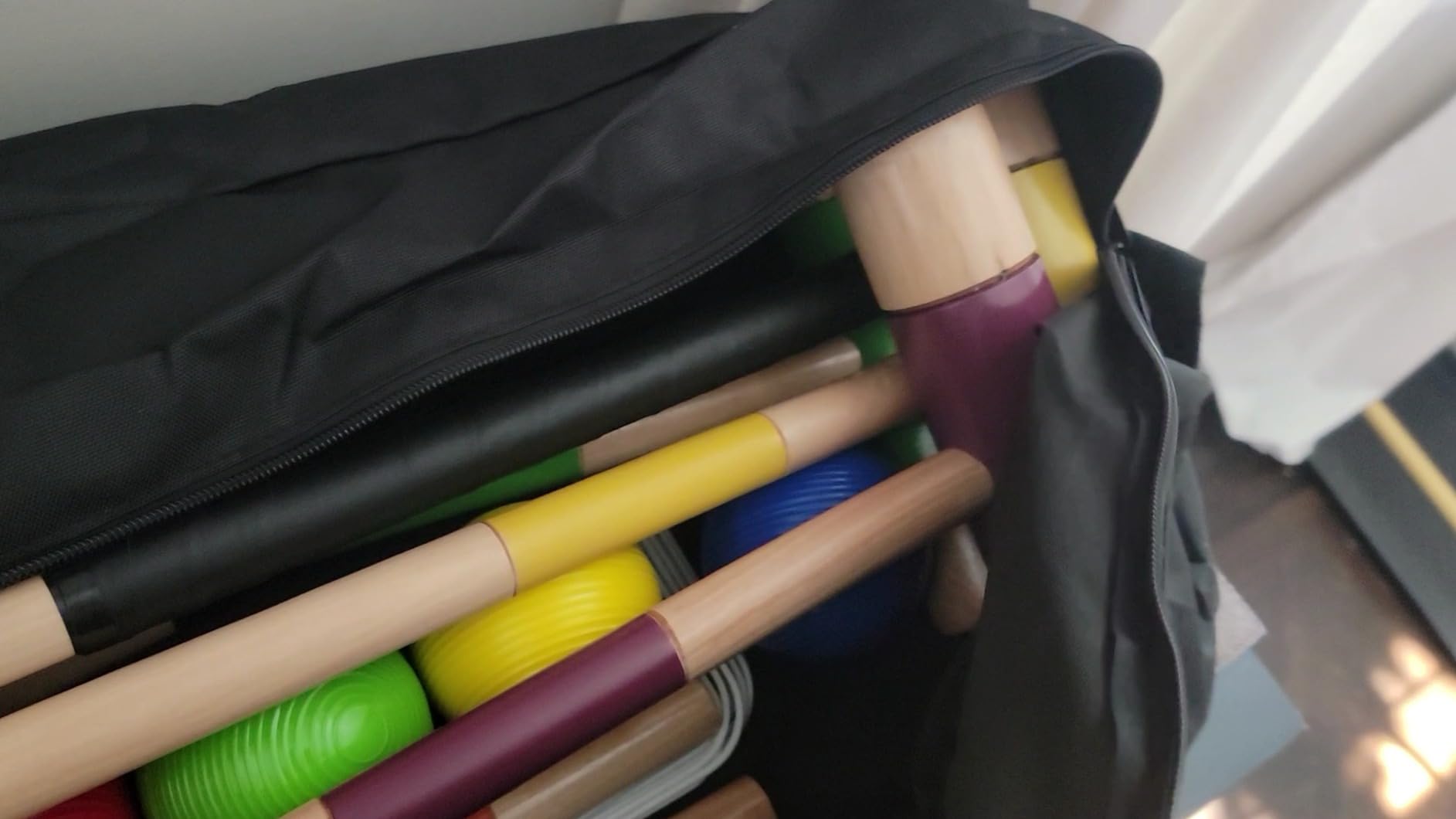 Amazon Basics Six Player Croquet Set with Wooden Mallets and Carry Case, Portable Party Game, Black customer photo 2